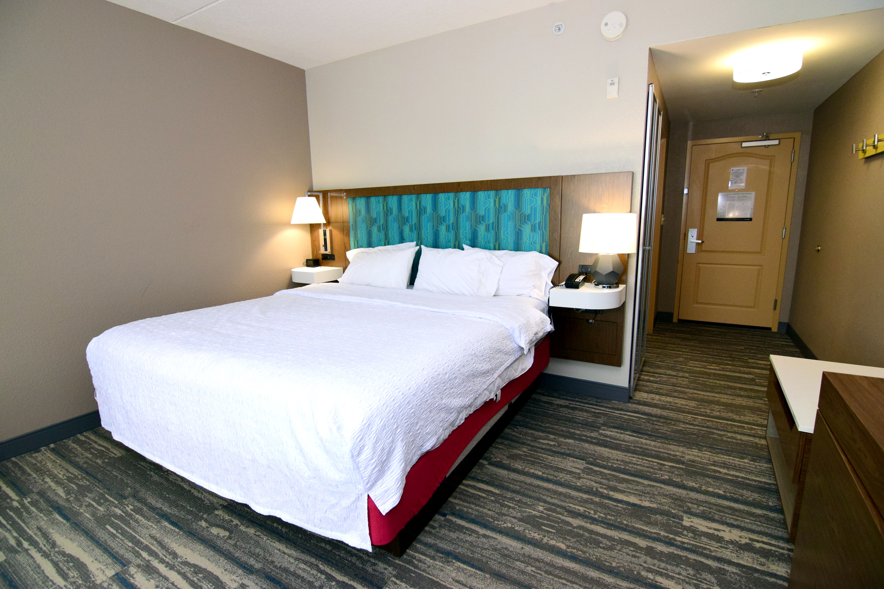 Double King Bed Non Smoking