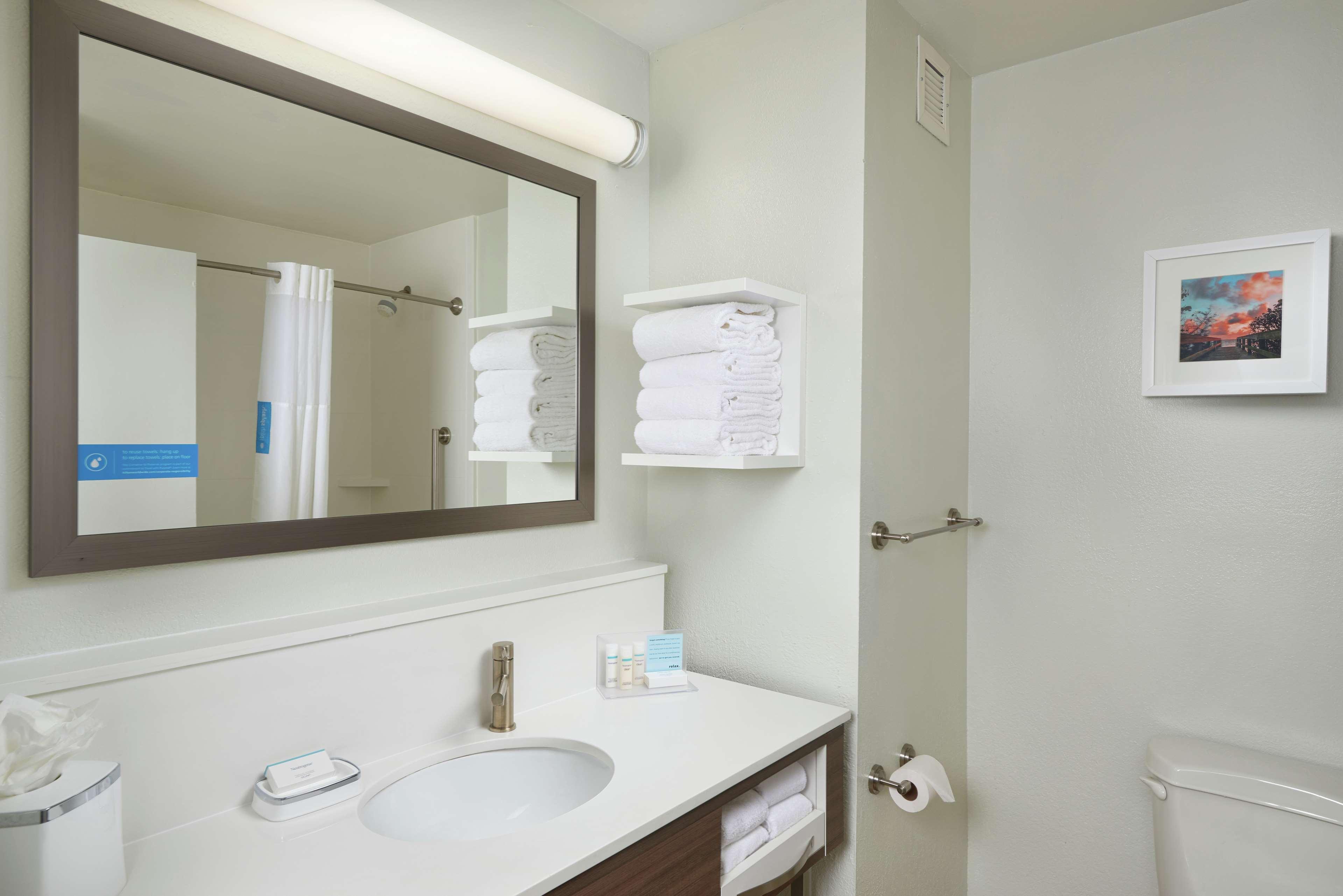 Suite Two Queen Beds One Bedroom