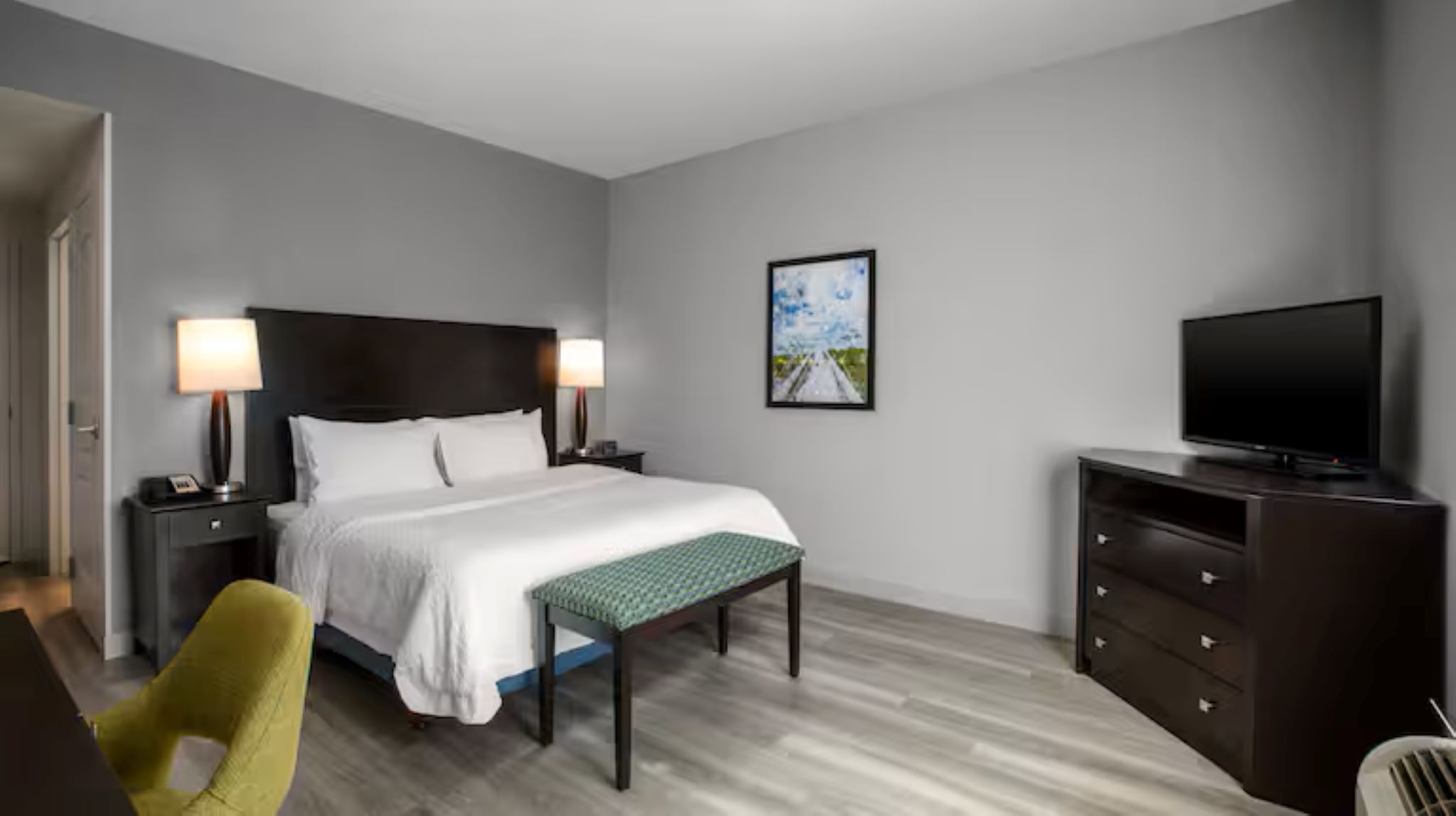 Double King Bed Non Smoking