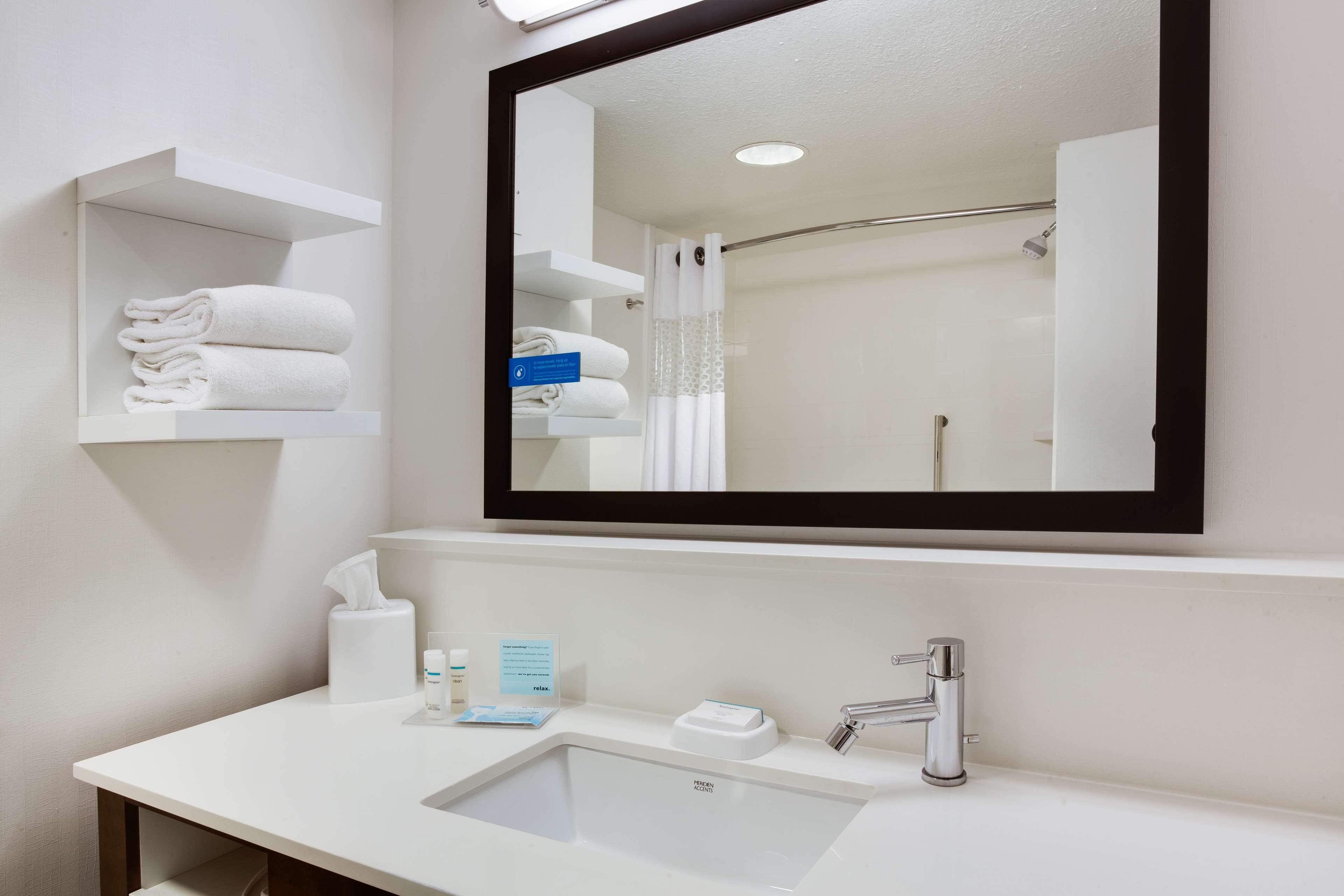 Double King Bed Non Smoking