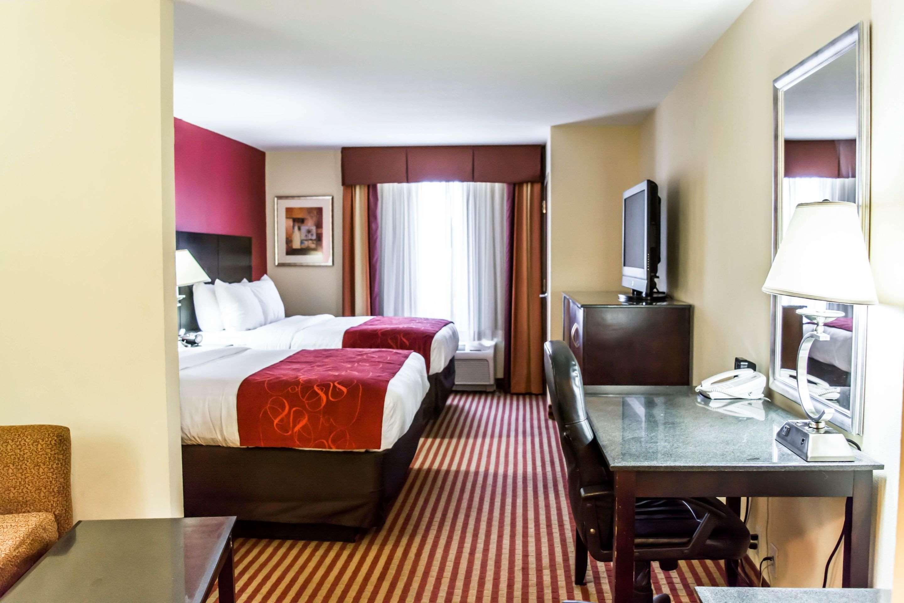 Suite Accessible-two Queen Beds