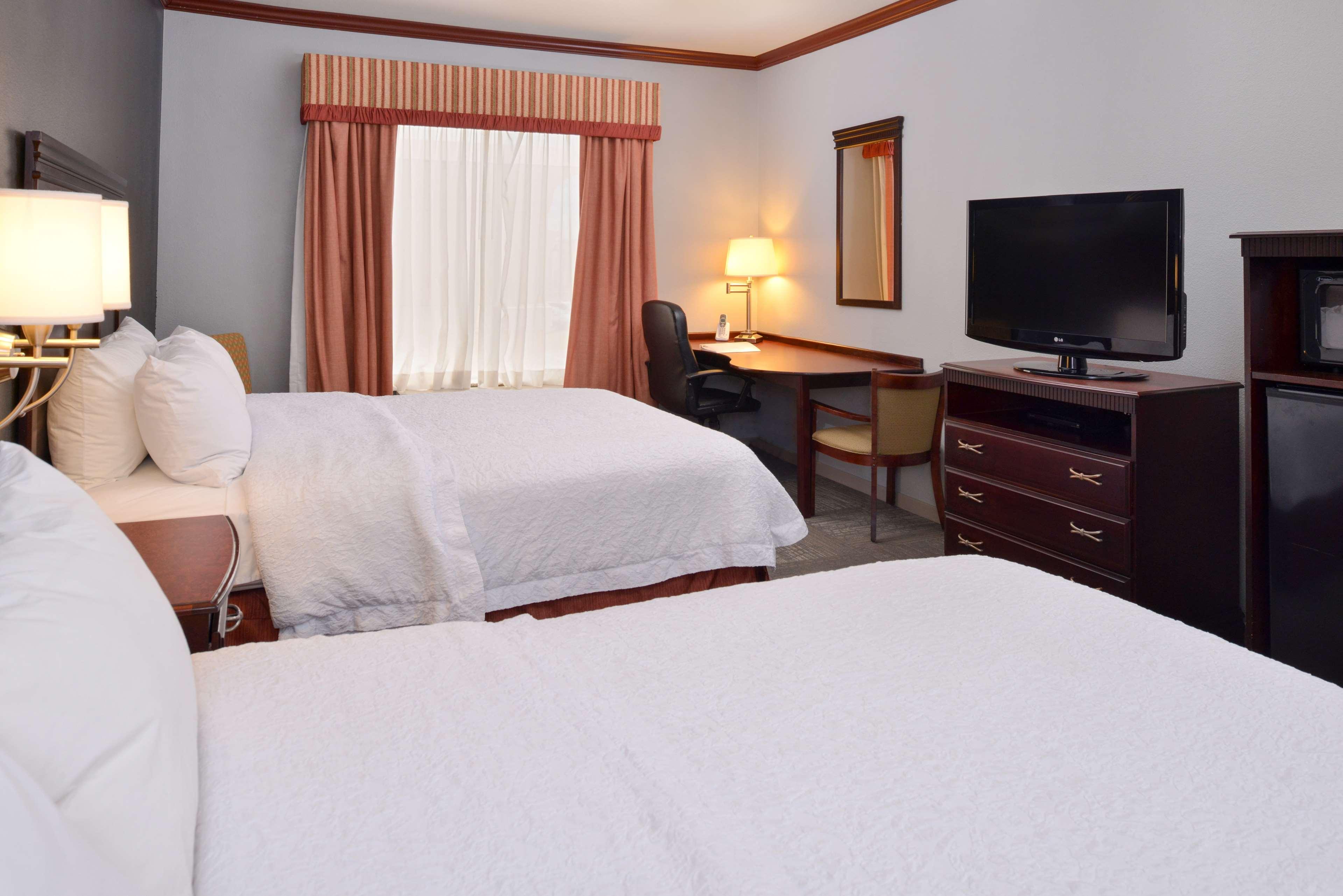 Double Two Queen Beds Non Smoking