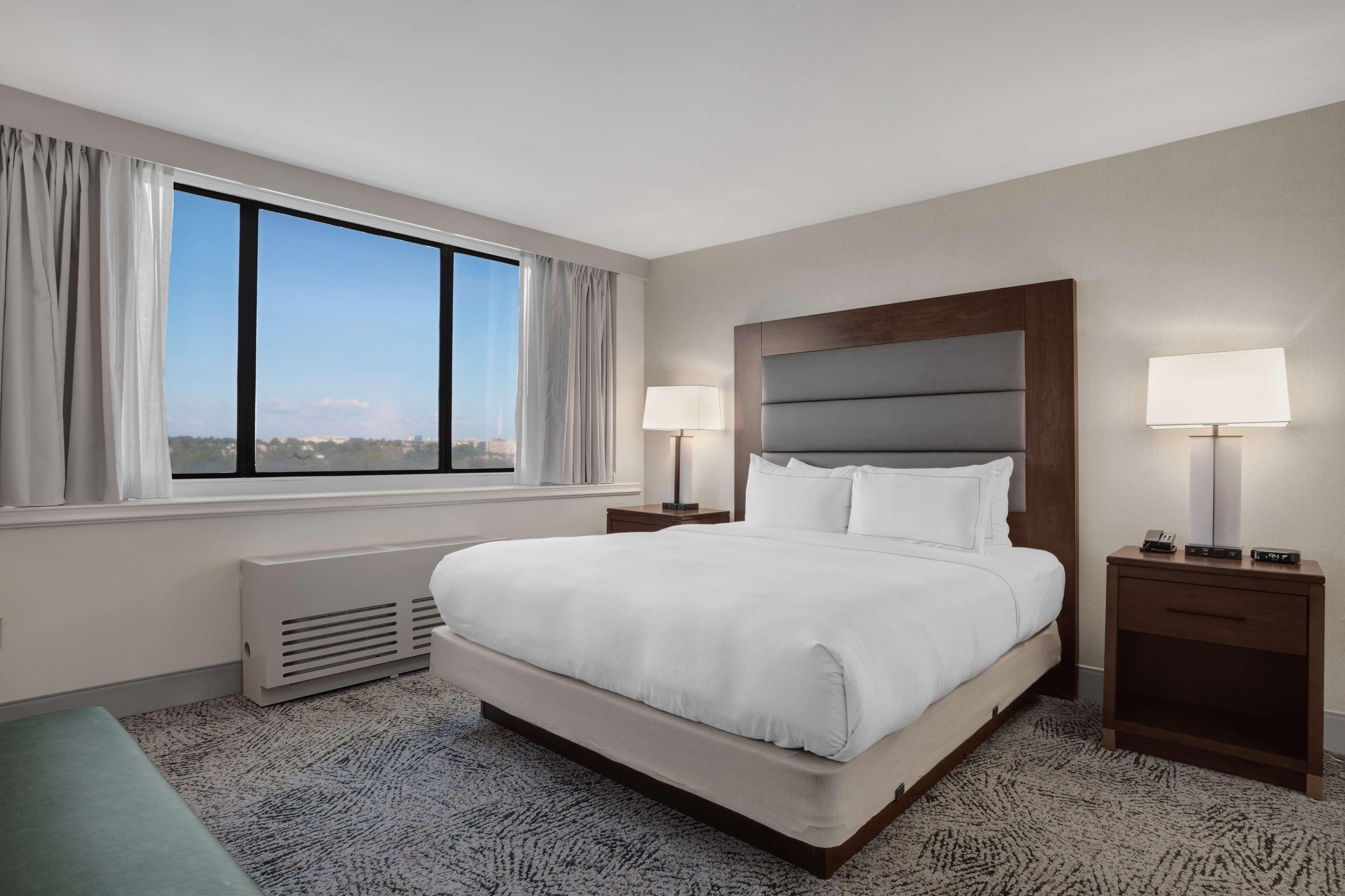 Junior Suite King Size Bed