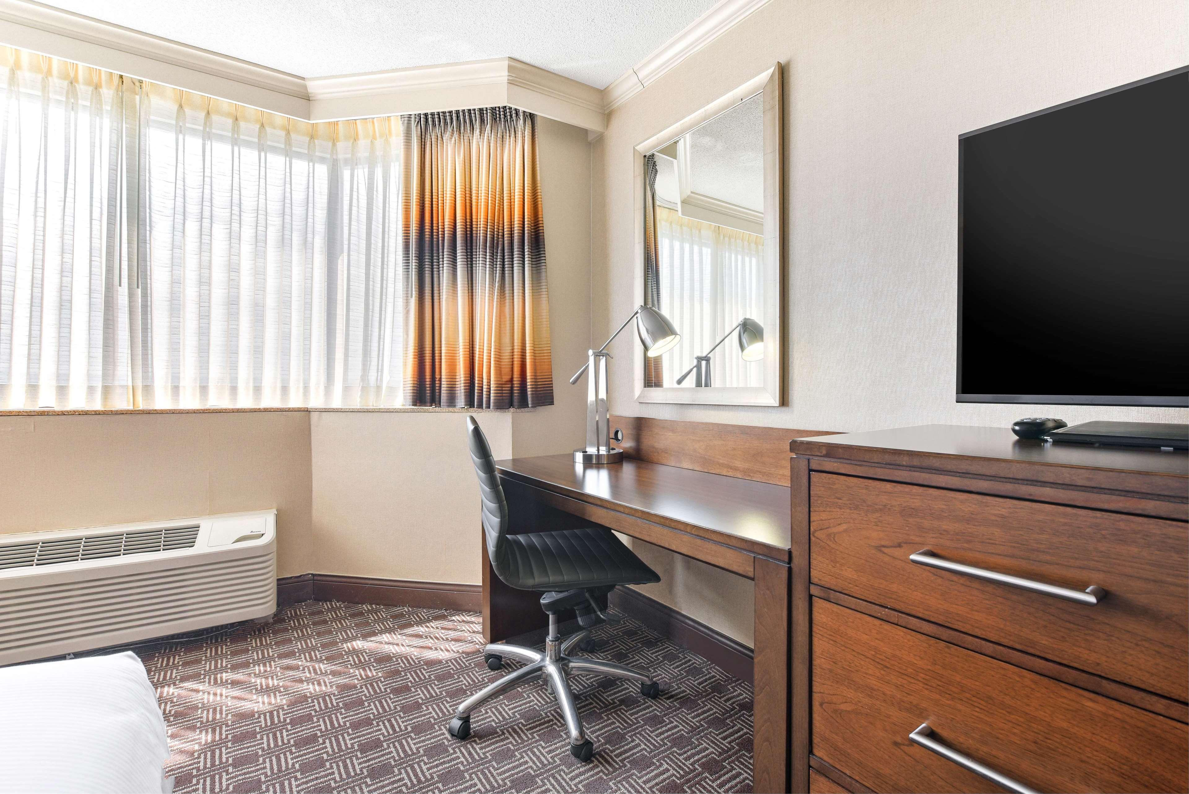 Double Two Queen Beds