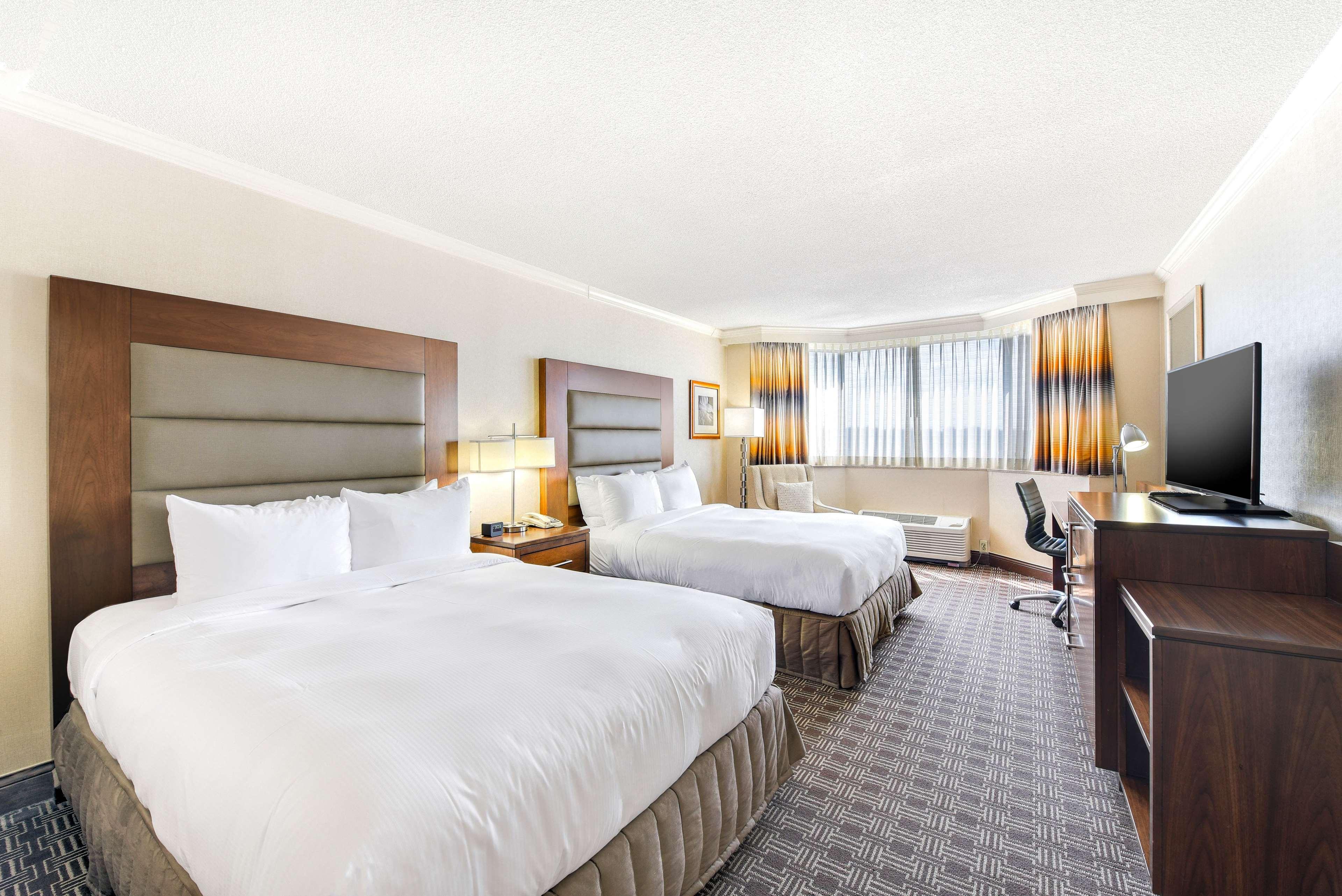 Double Two Queen Beds