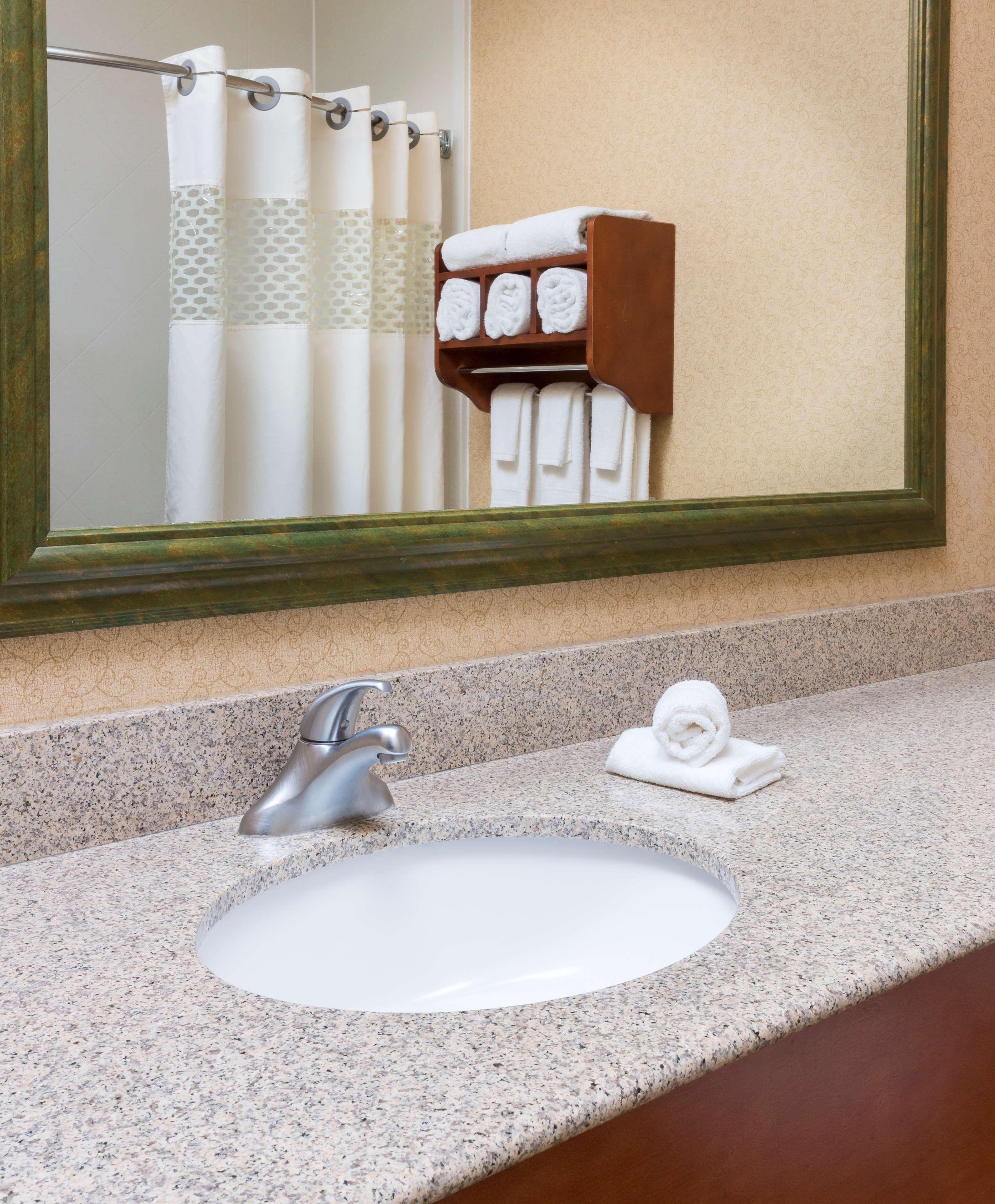 Double King Bed Non Smoking