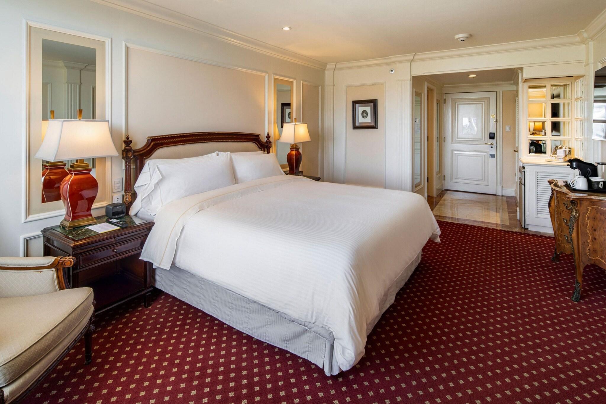 Double Executive King Bed