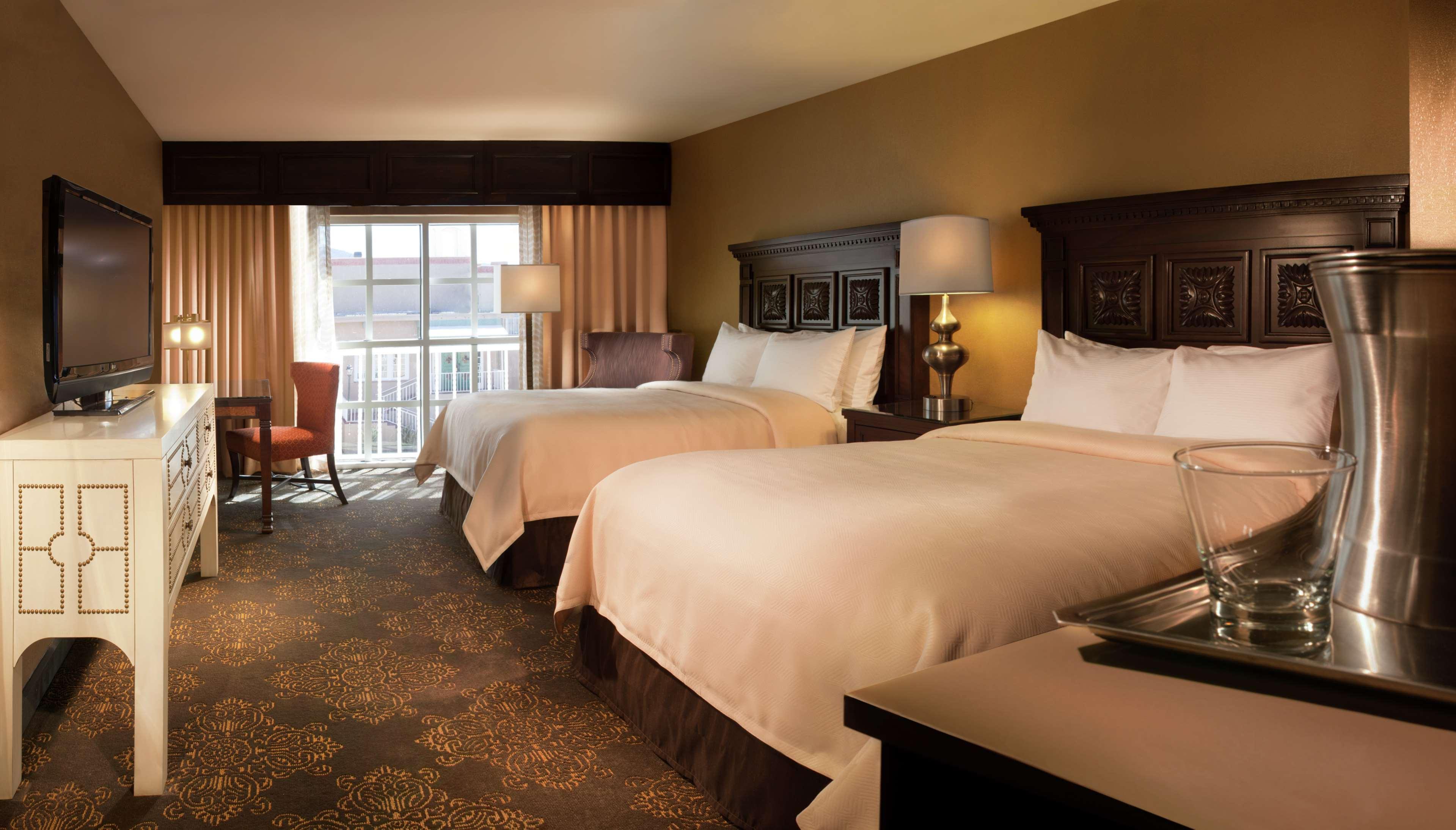 Room Two Double Beds