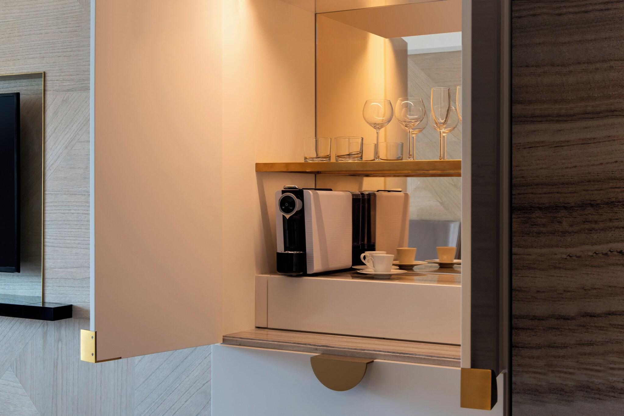 Double Deluxe with Views