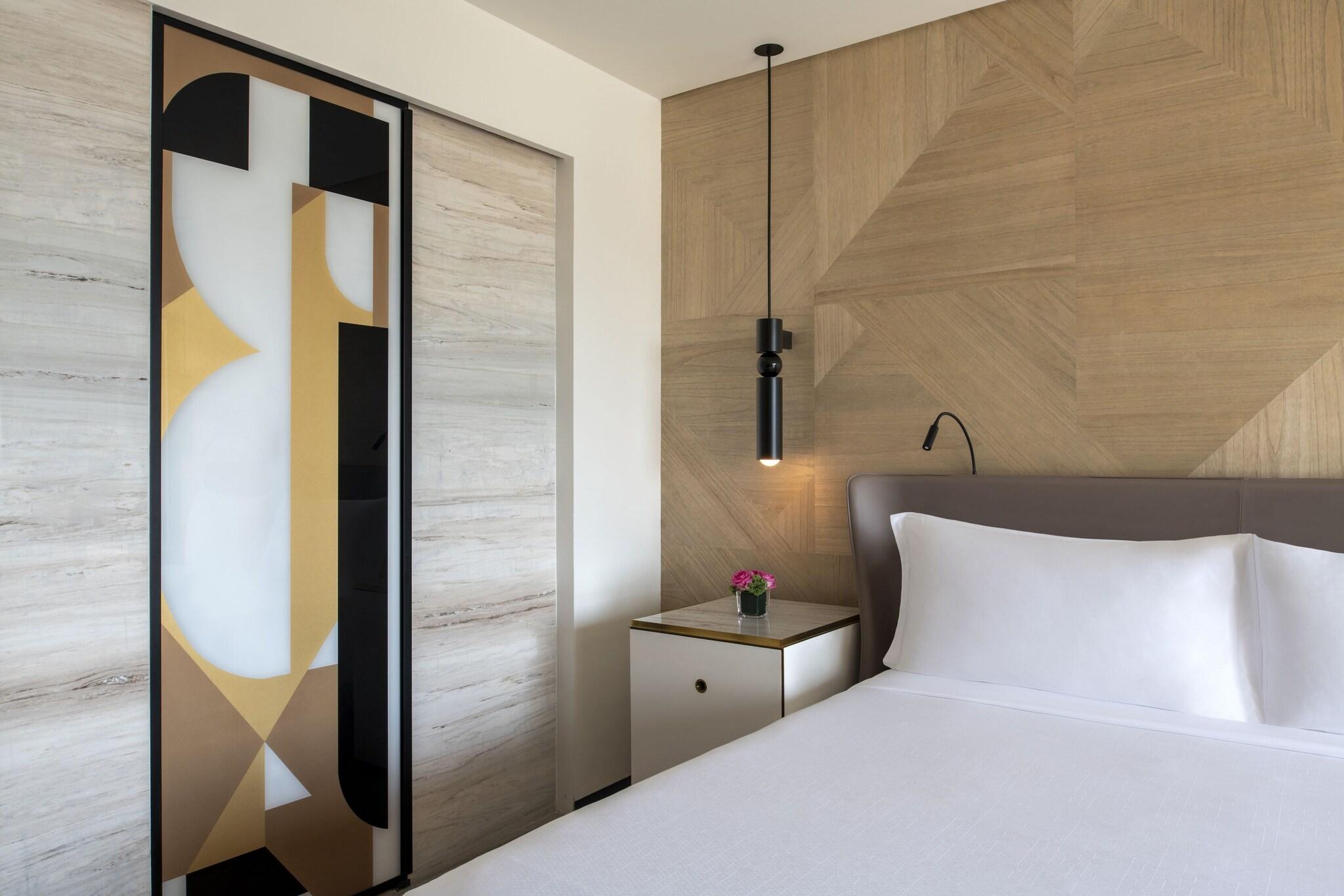 Double Deluxe with Views