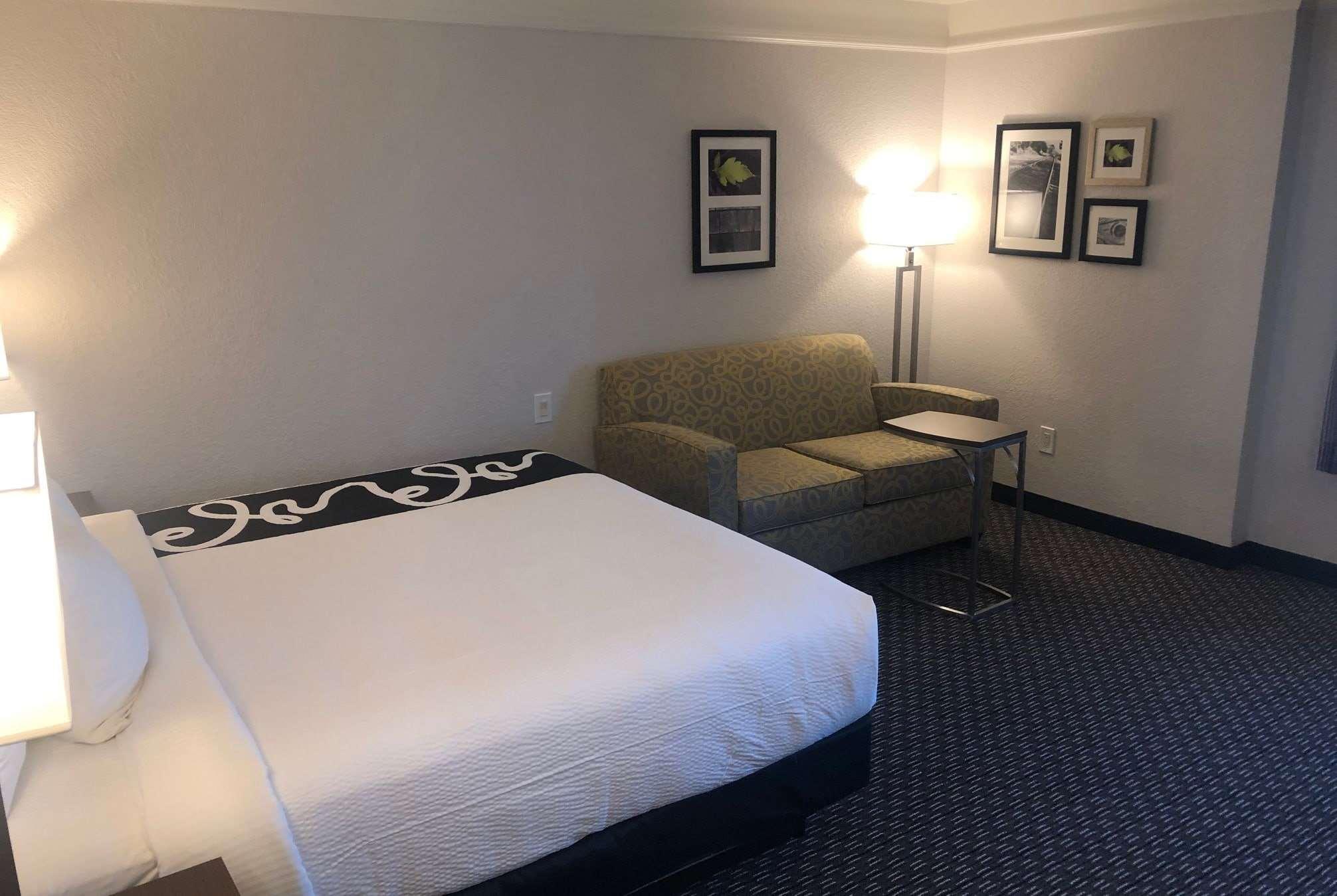 Suite King Bed Non Smoking