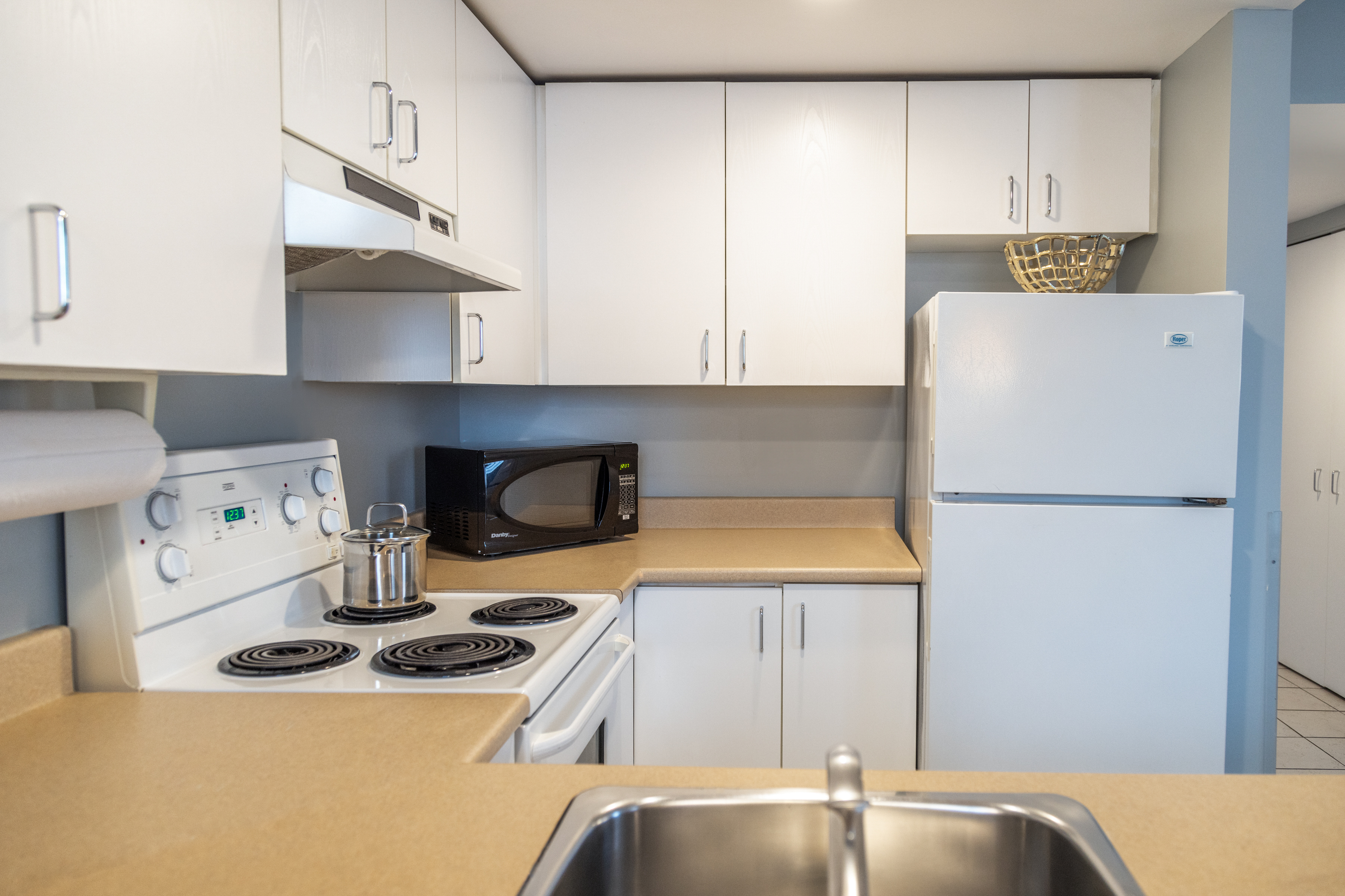 Studio King Size Bed