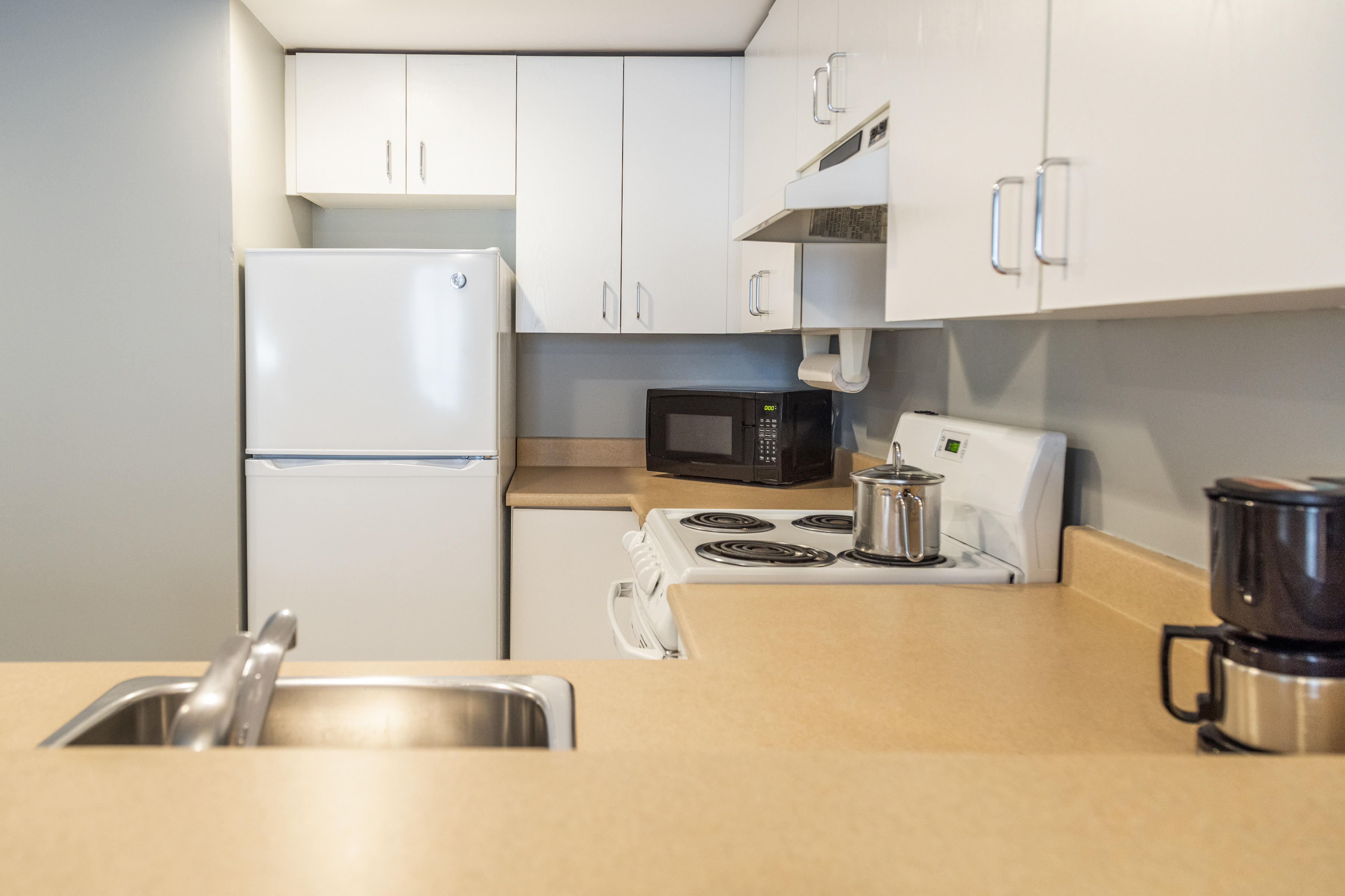 Studio Two Queen Beds