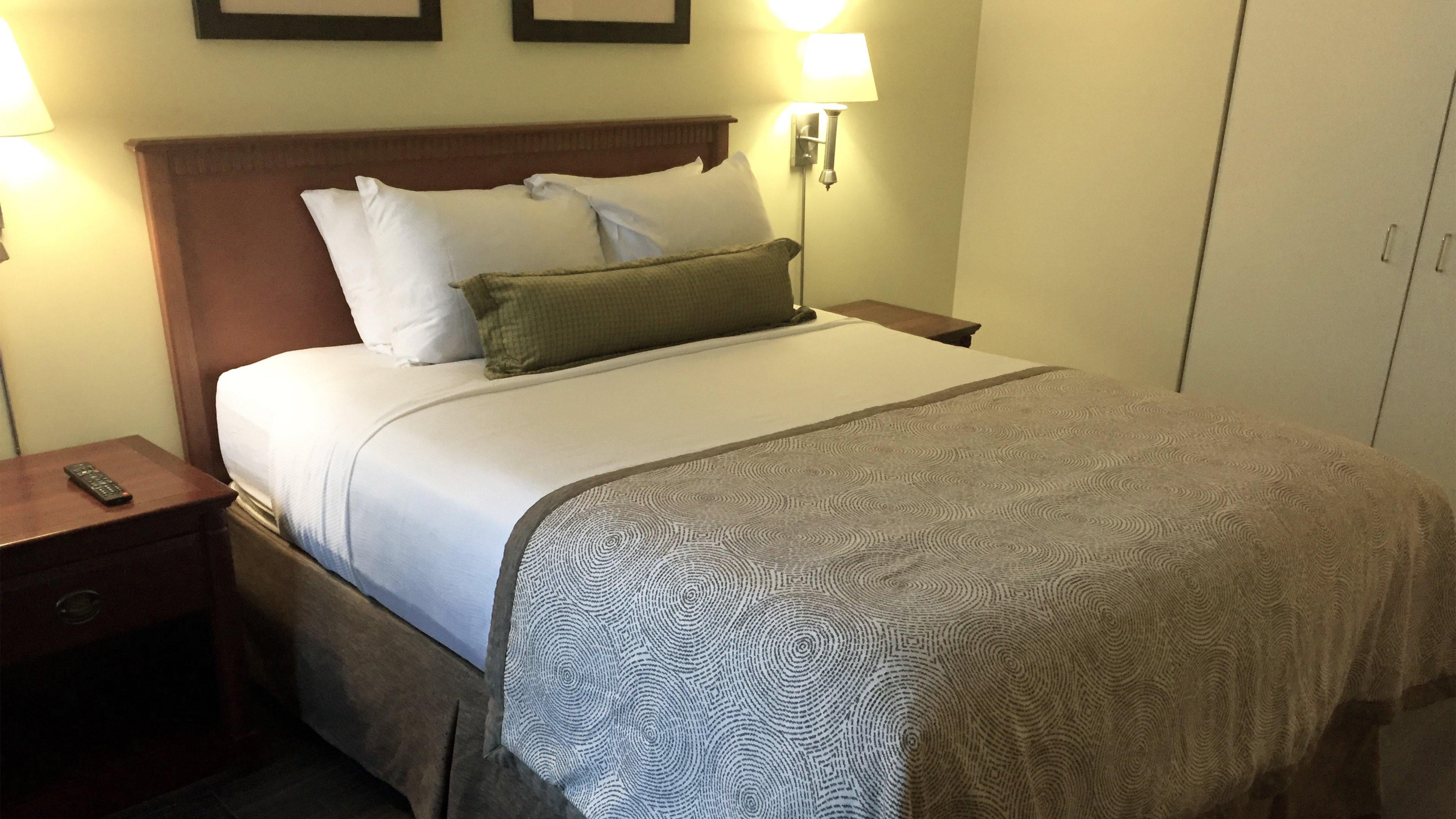 Suite Queen Size Bed