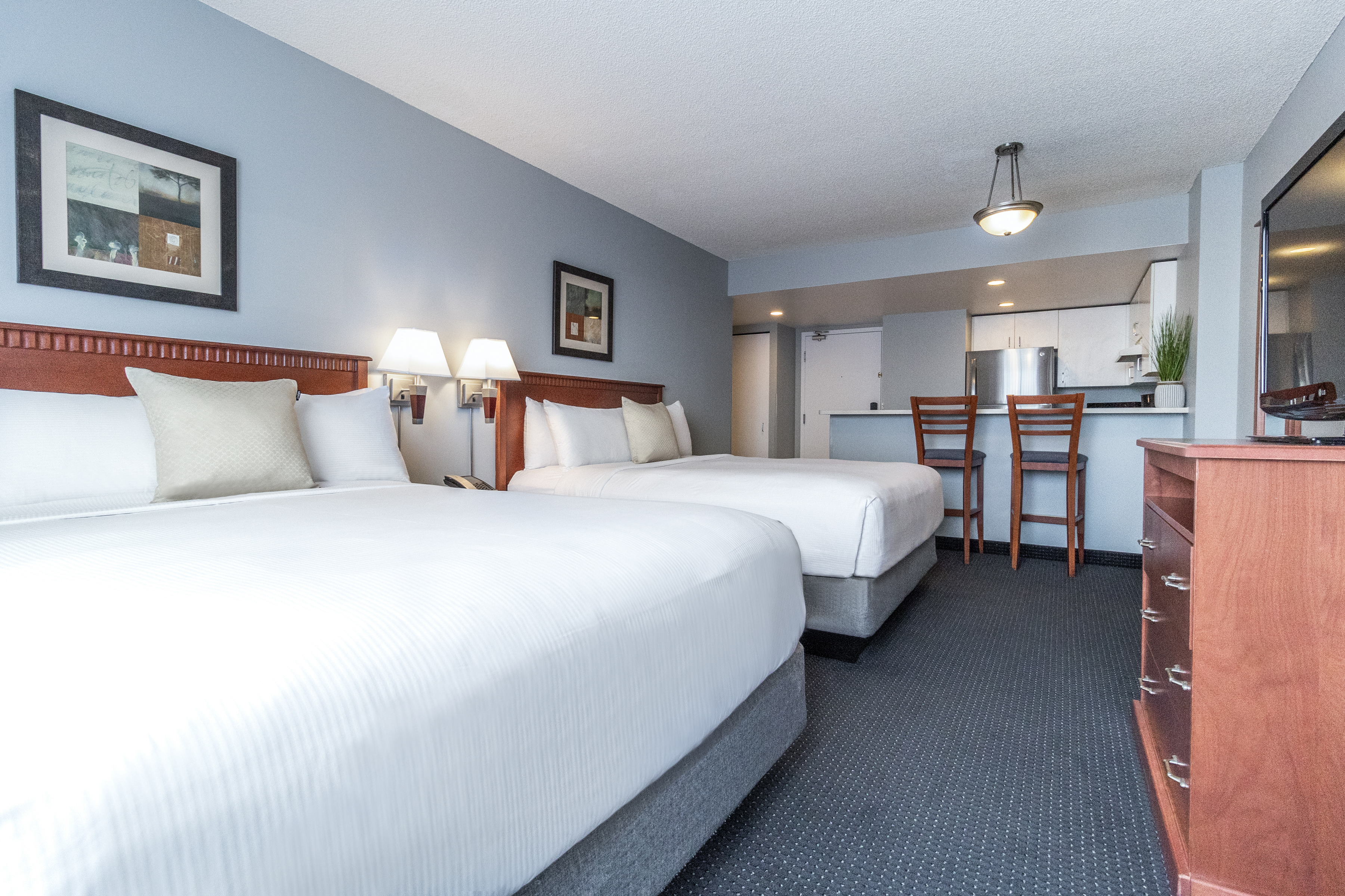 Suite Two Queen Beds