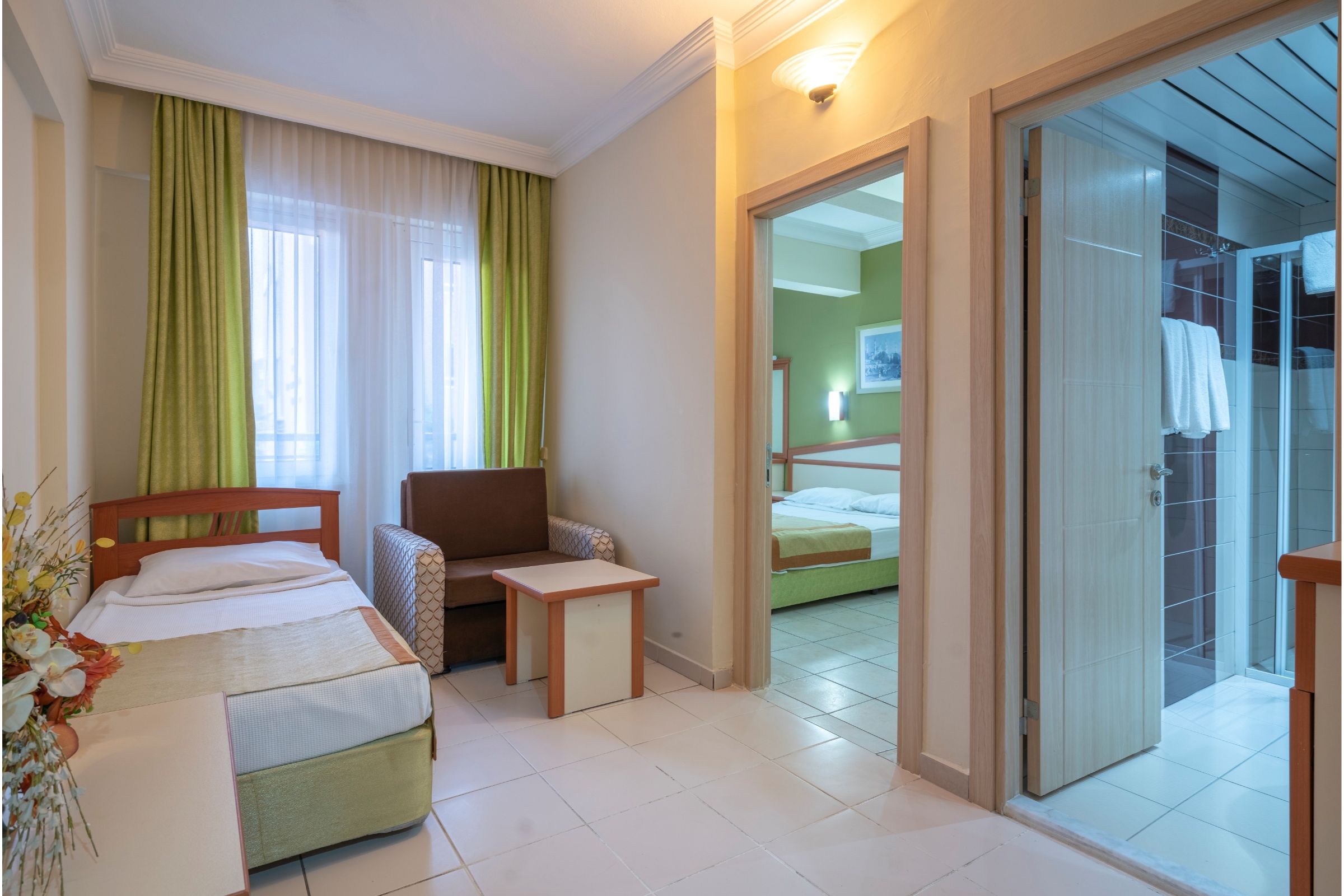 Family Room Connecting Room