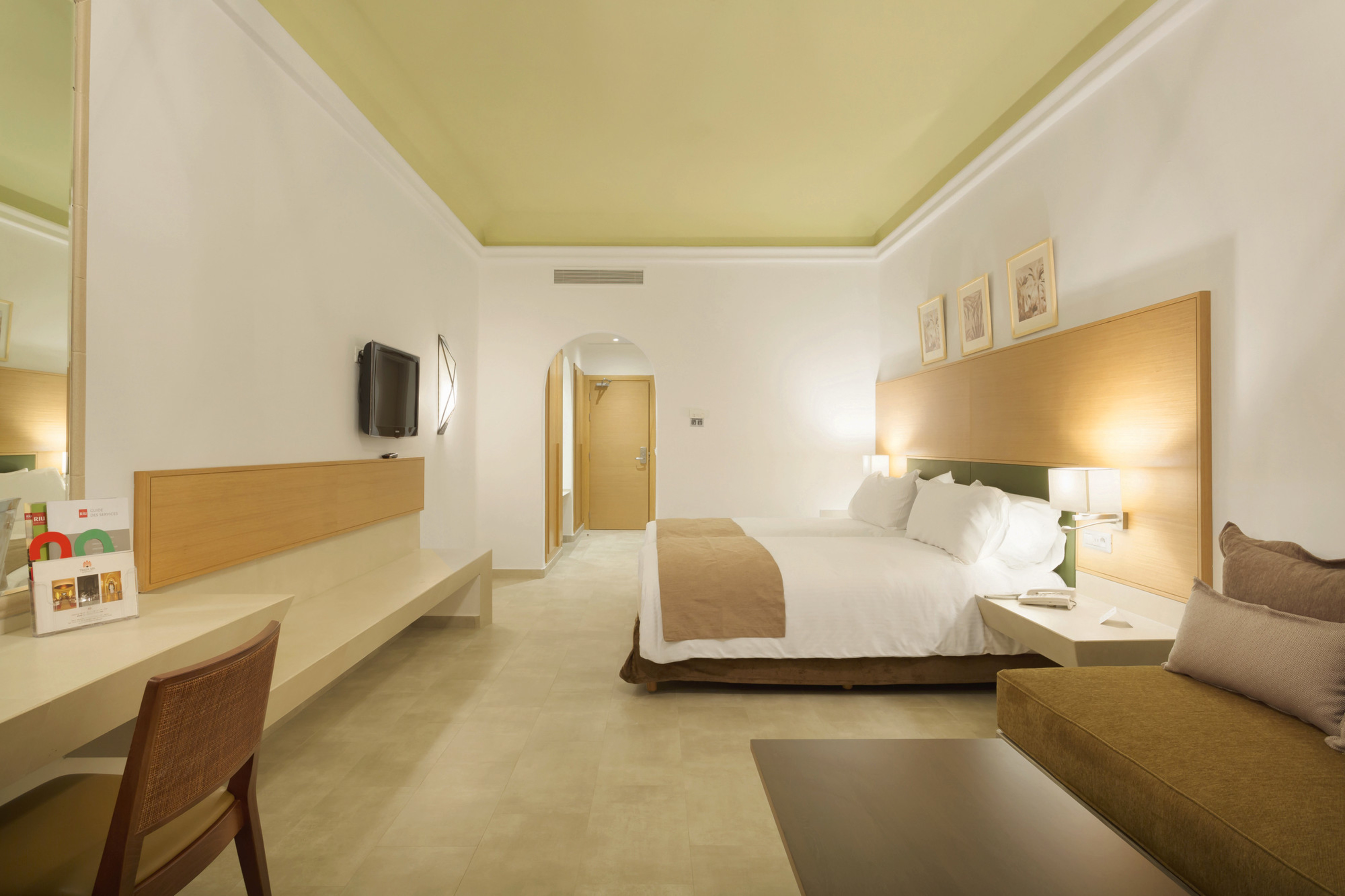 Double or Twin Standard