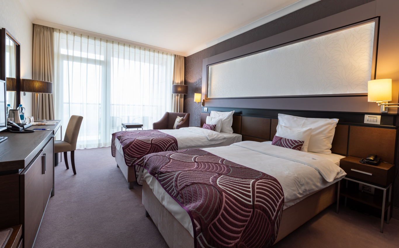 Double or Twin Standard