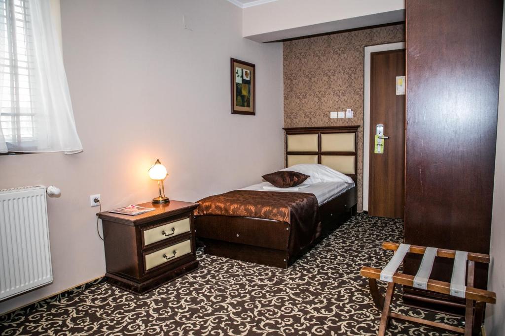 Family Room Standard