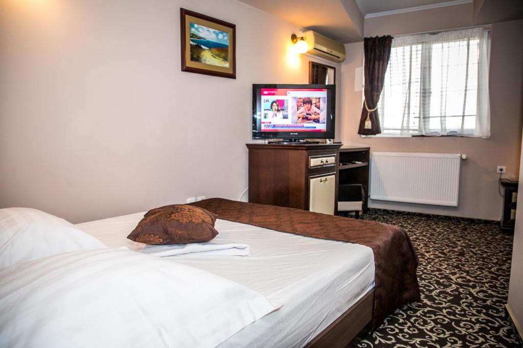 Family Room Standard