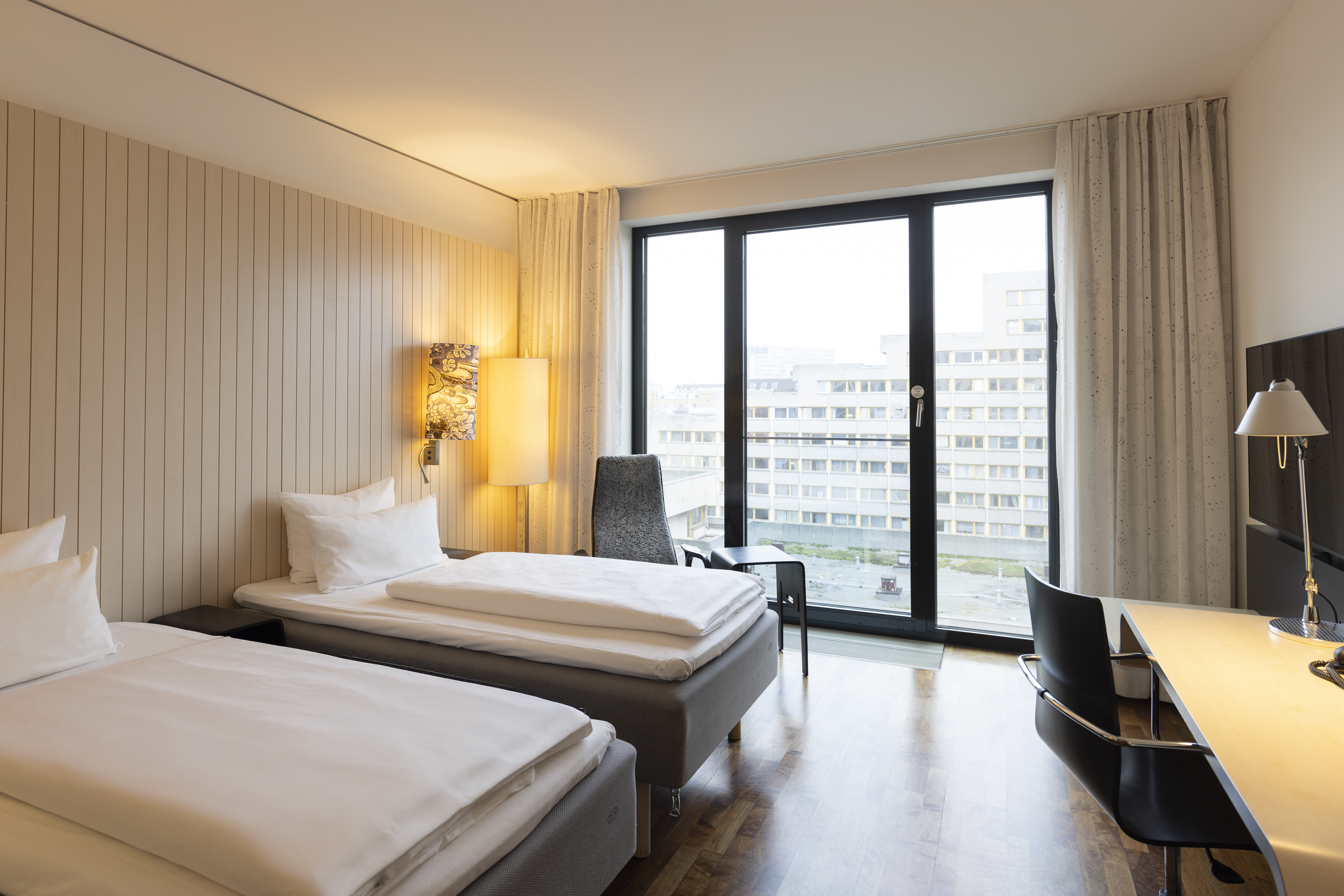 Double or Twin Standard