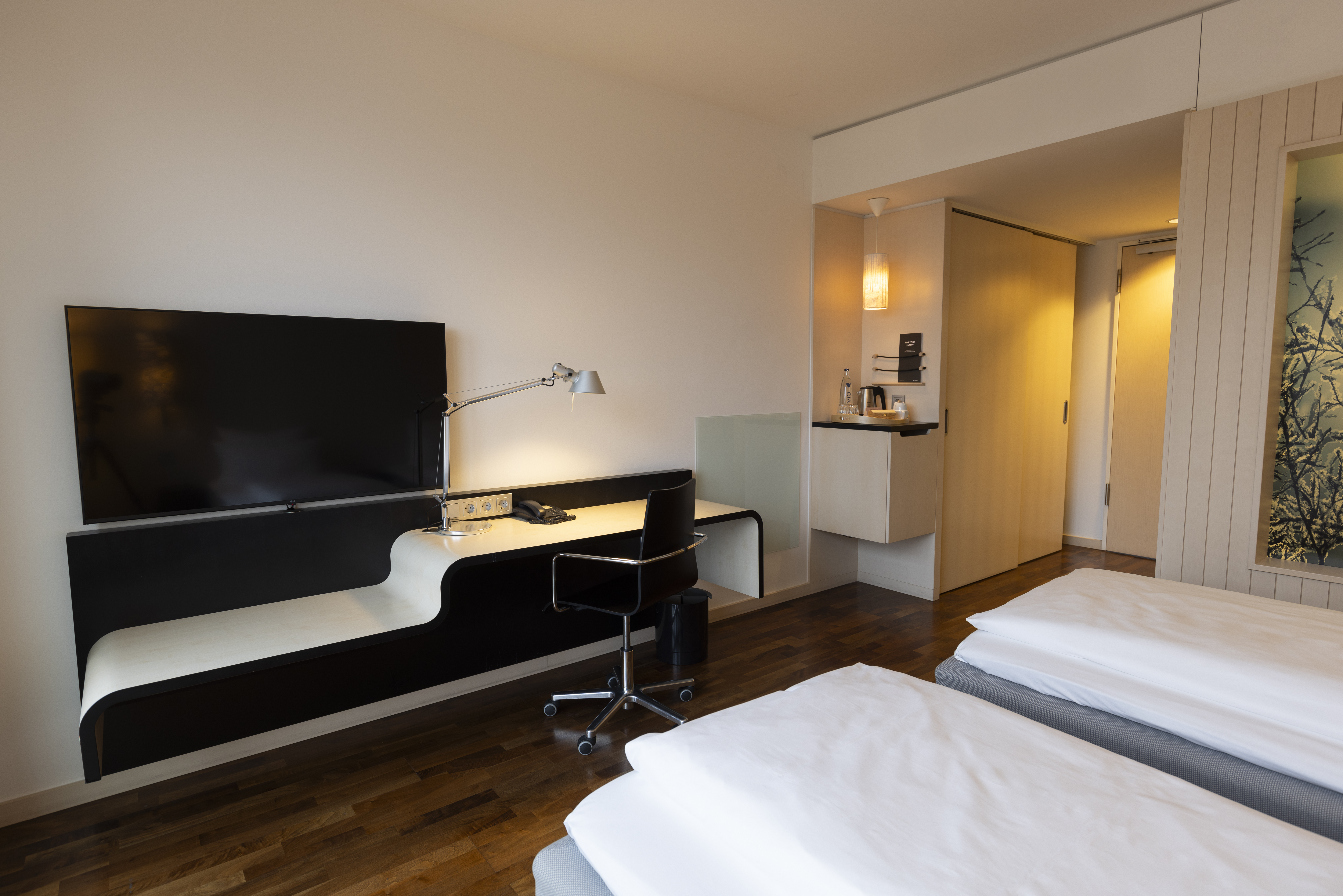 Double or Twin Standard