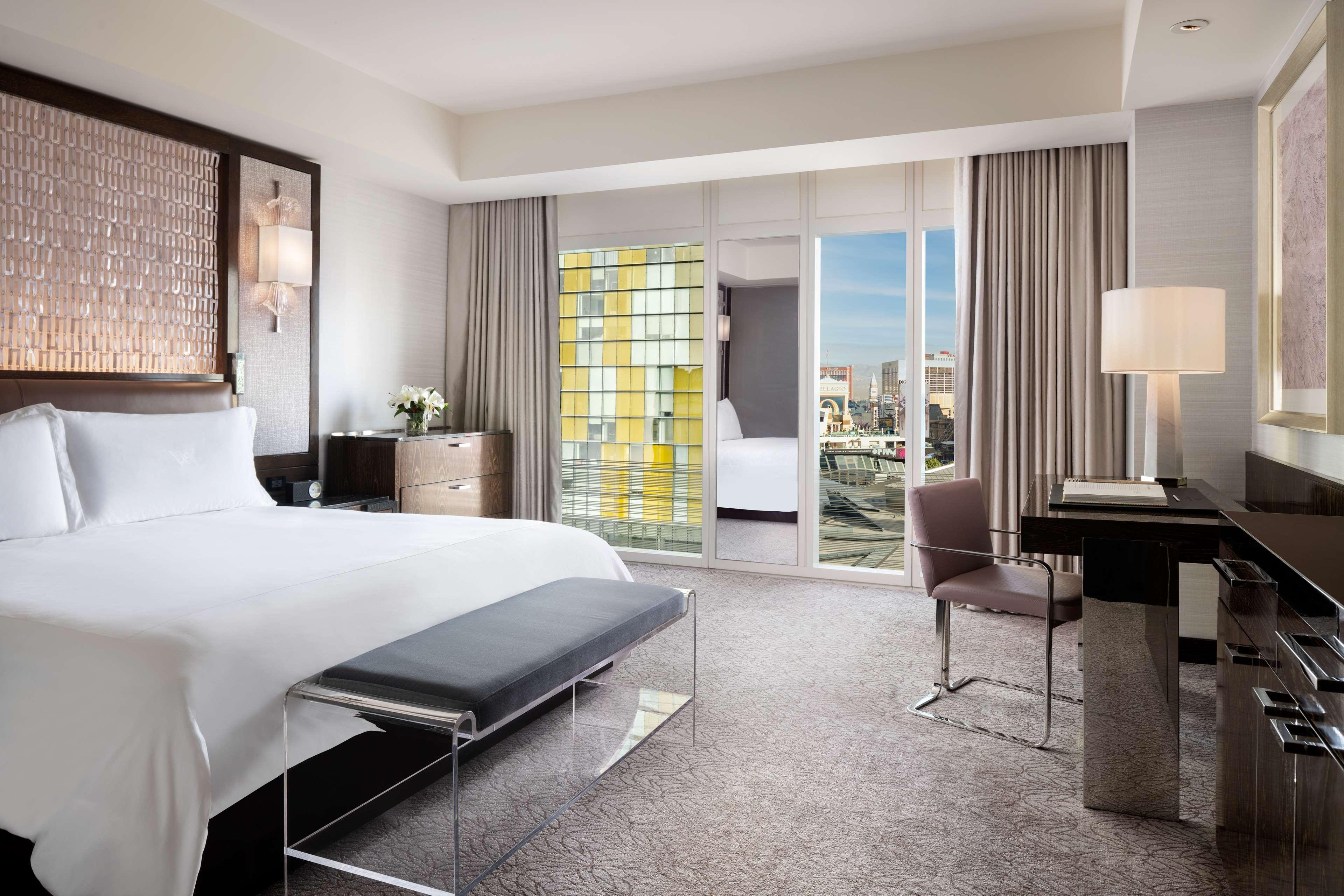 Room Accessible King Size Bed