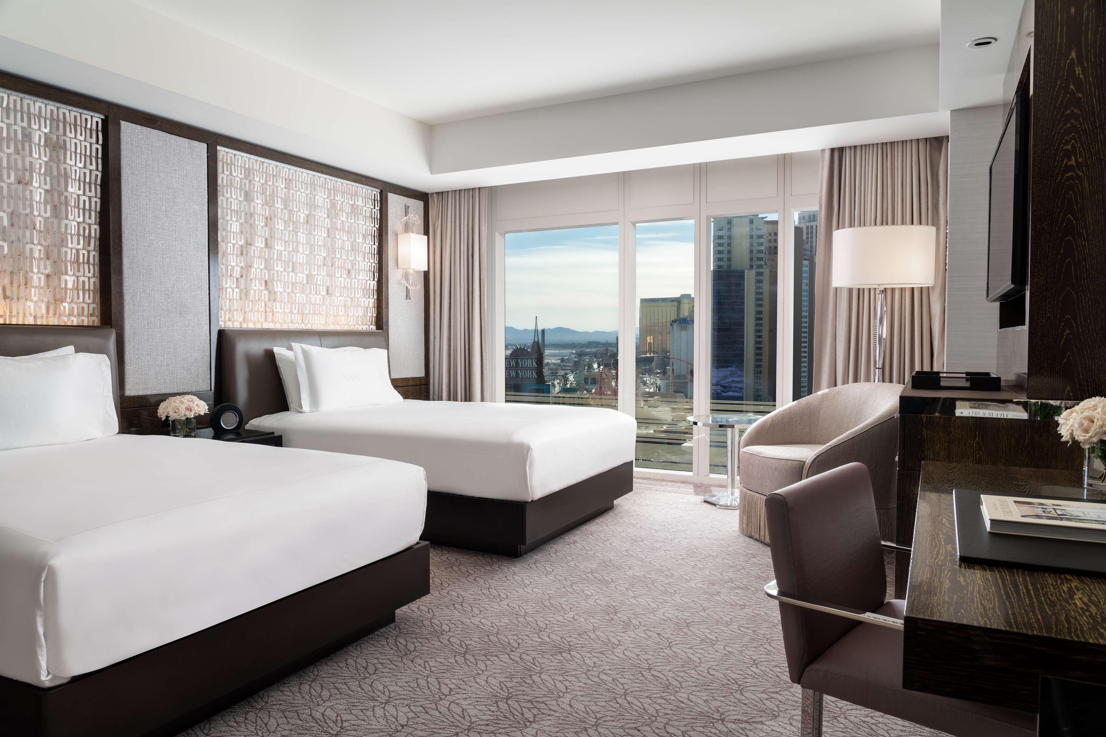 Room City View Two Double Beds