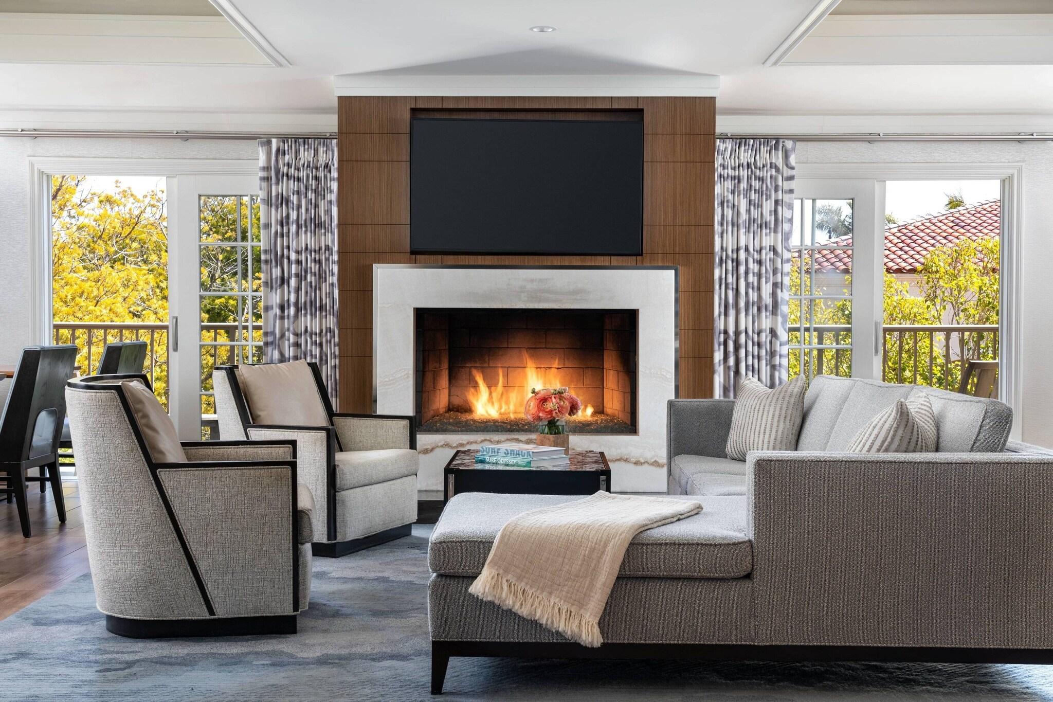 Room Club with Views