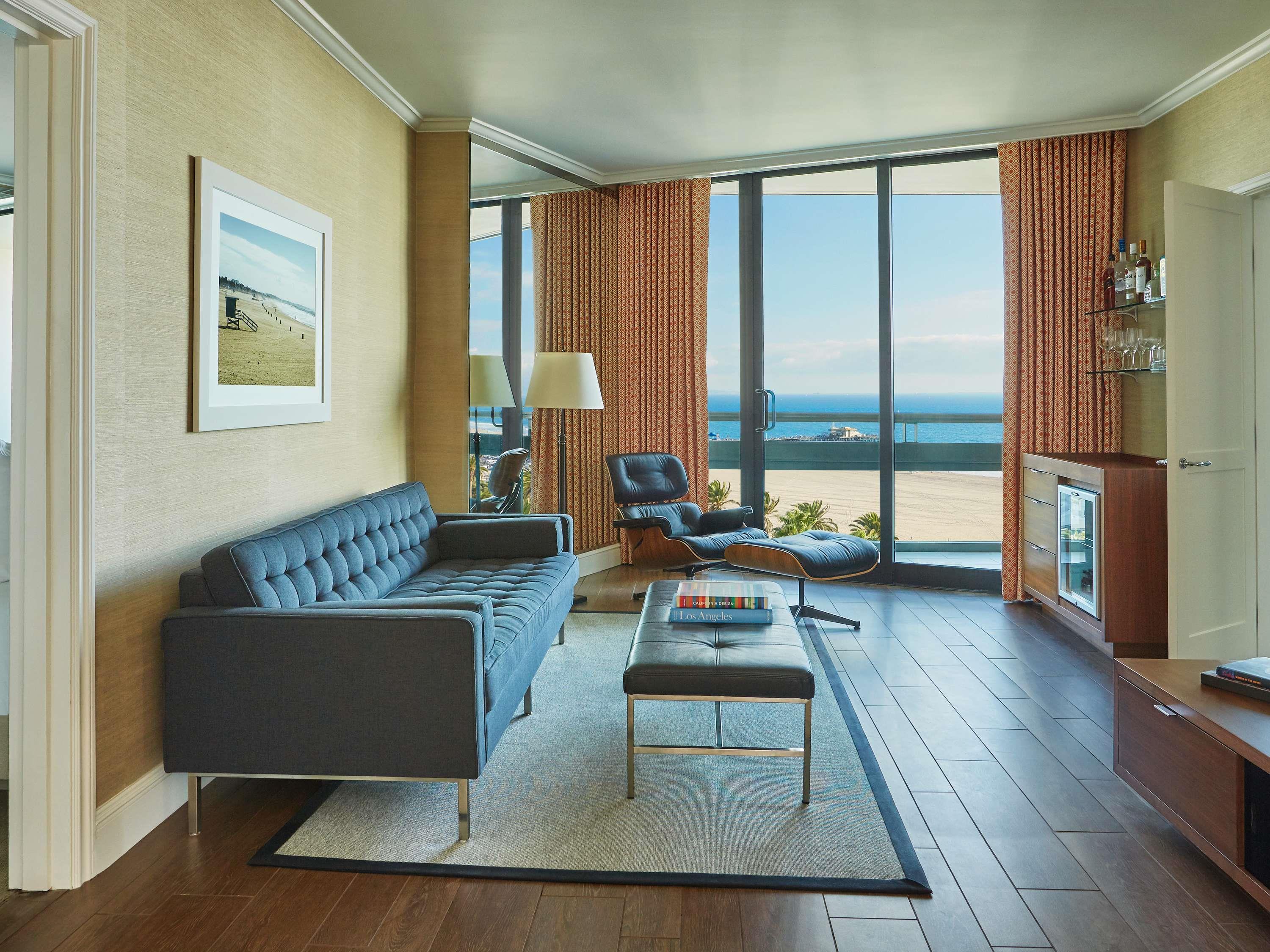 Suite Ocean View with Balcony