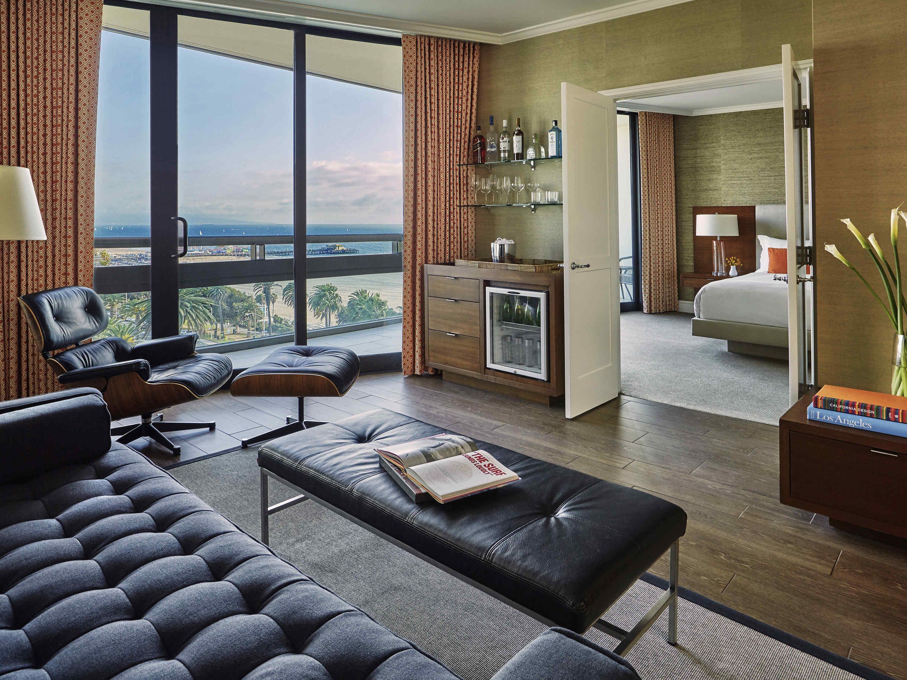 Suite Ocean View with Balcony