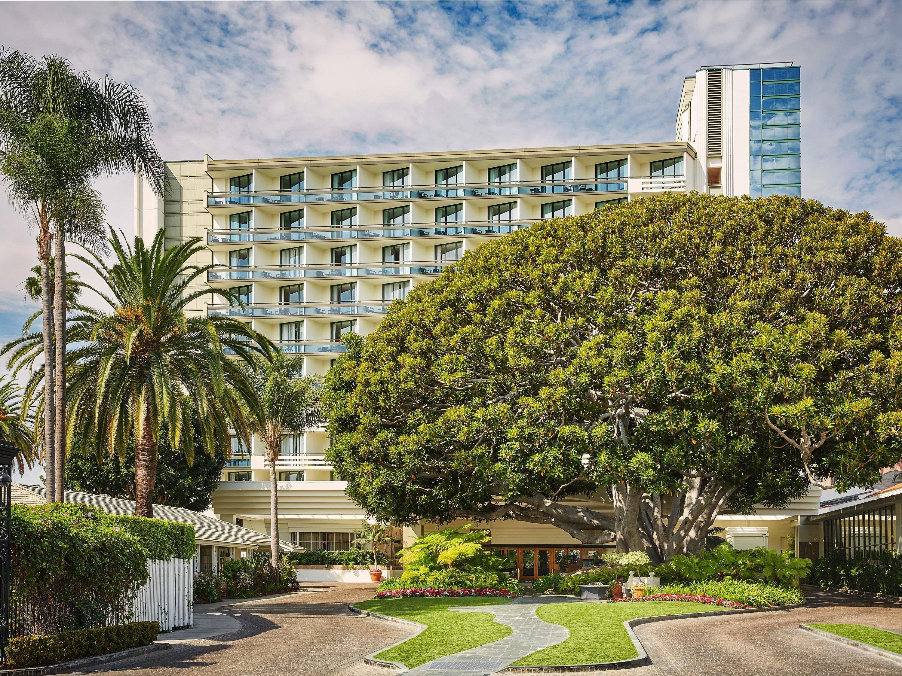 Double Deluxe Two Double Beds