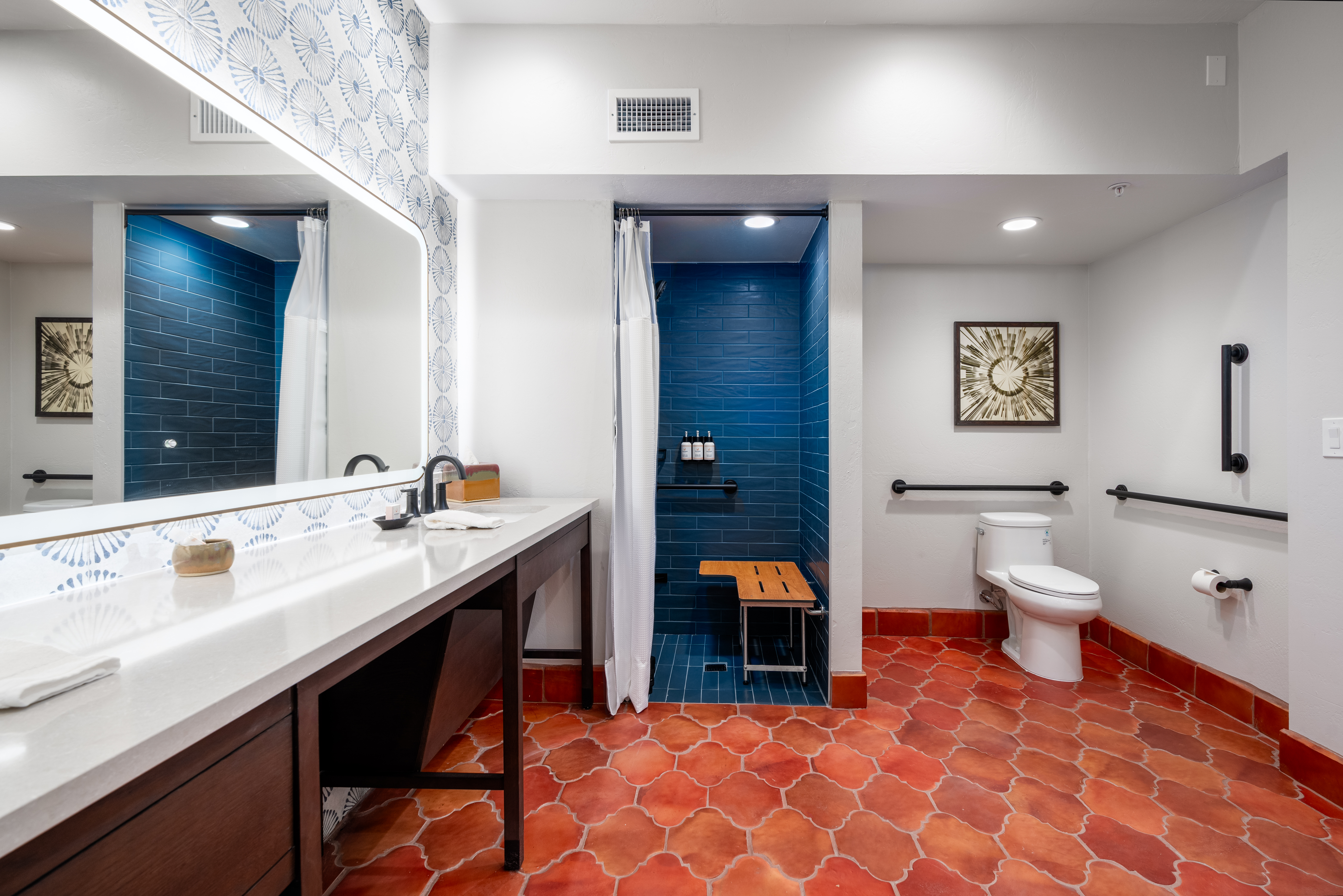 Double Accessible King Size Bed