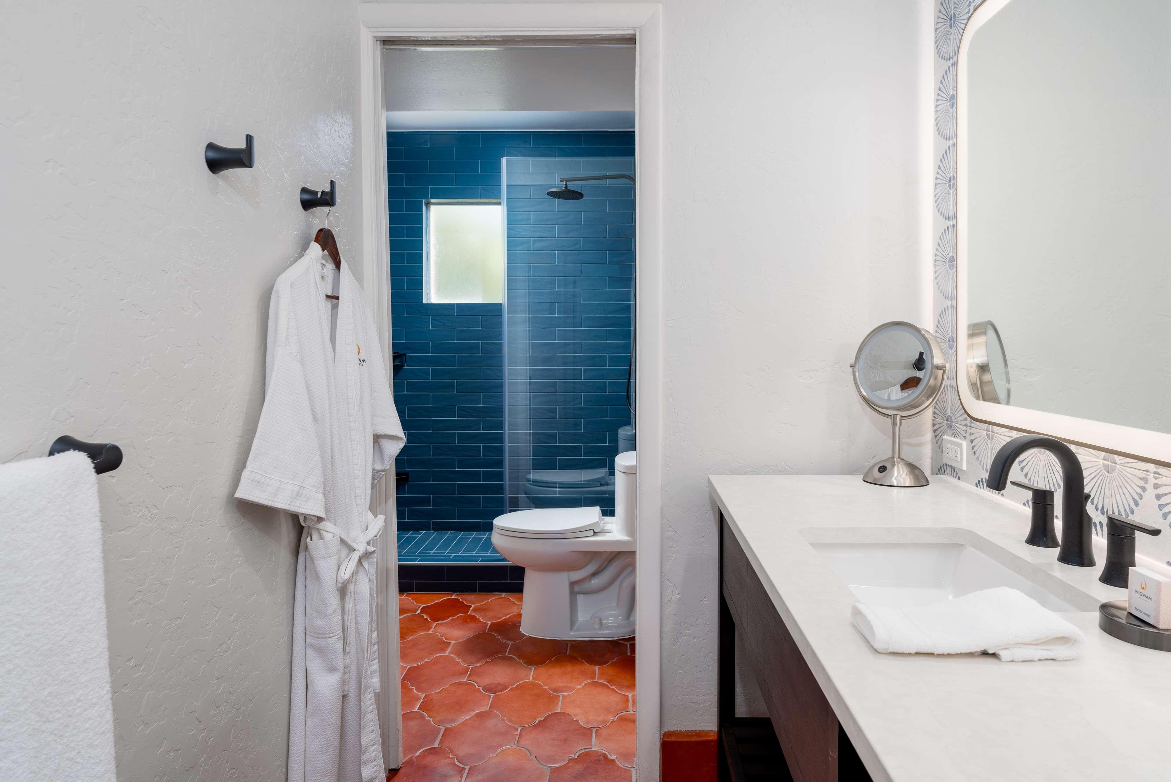 Double Deluxe Two Queen Beds