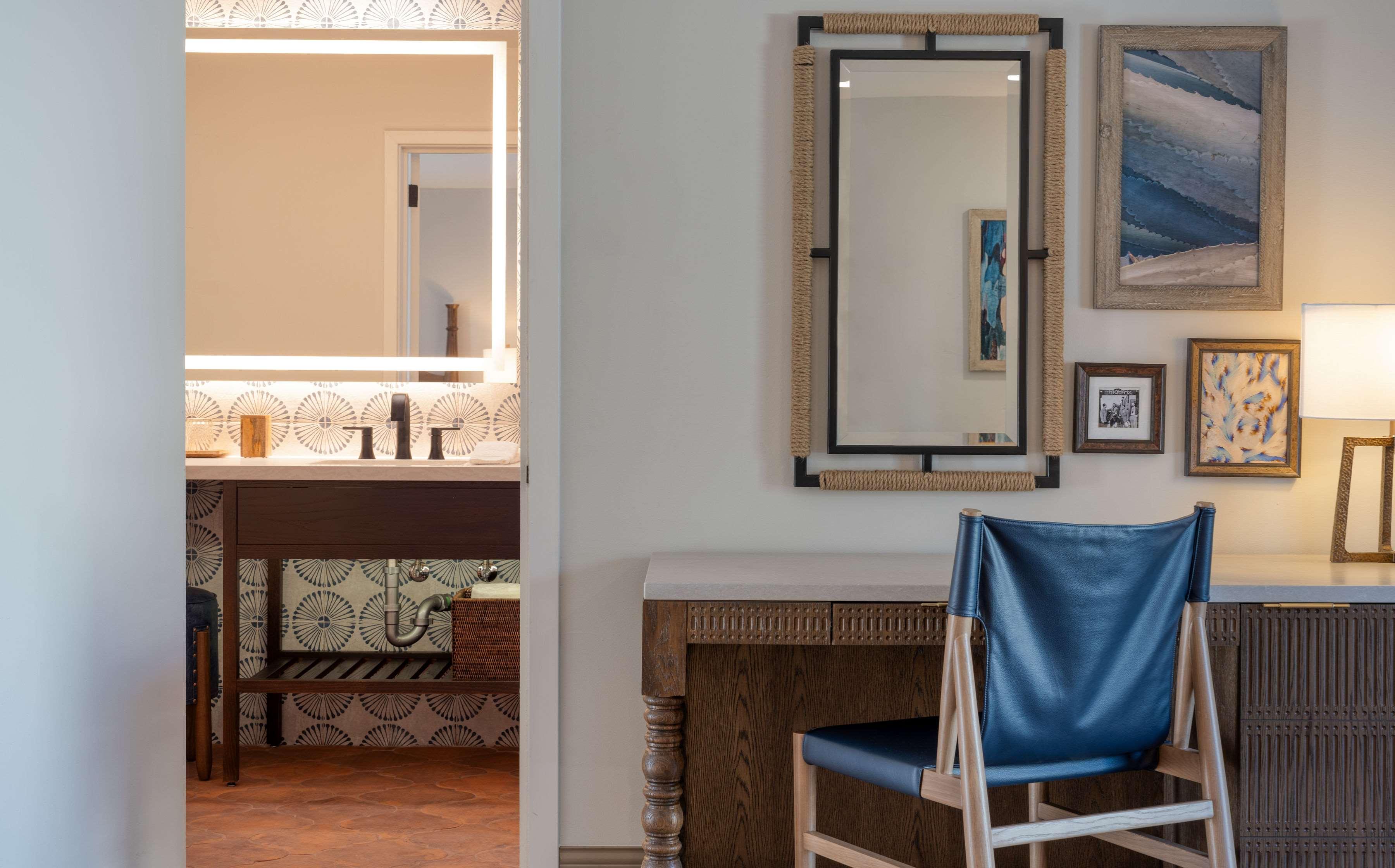 Double Deluxe Two Queen Beds