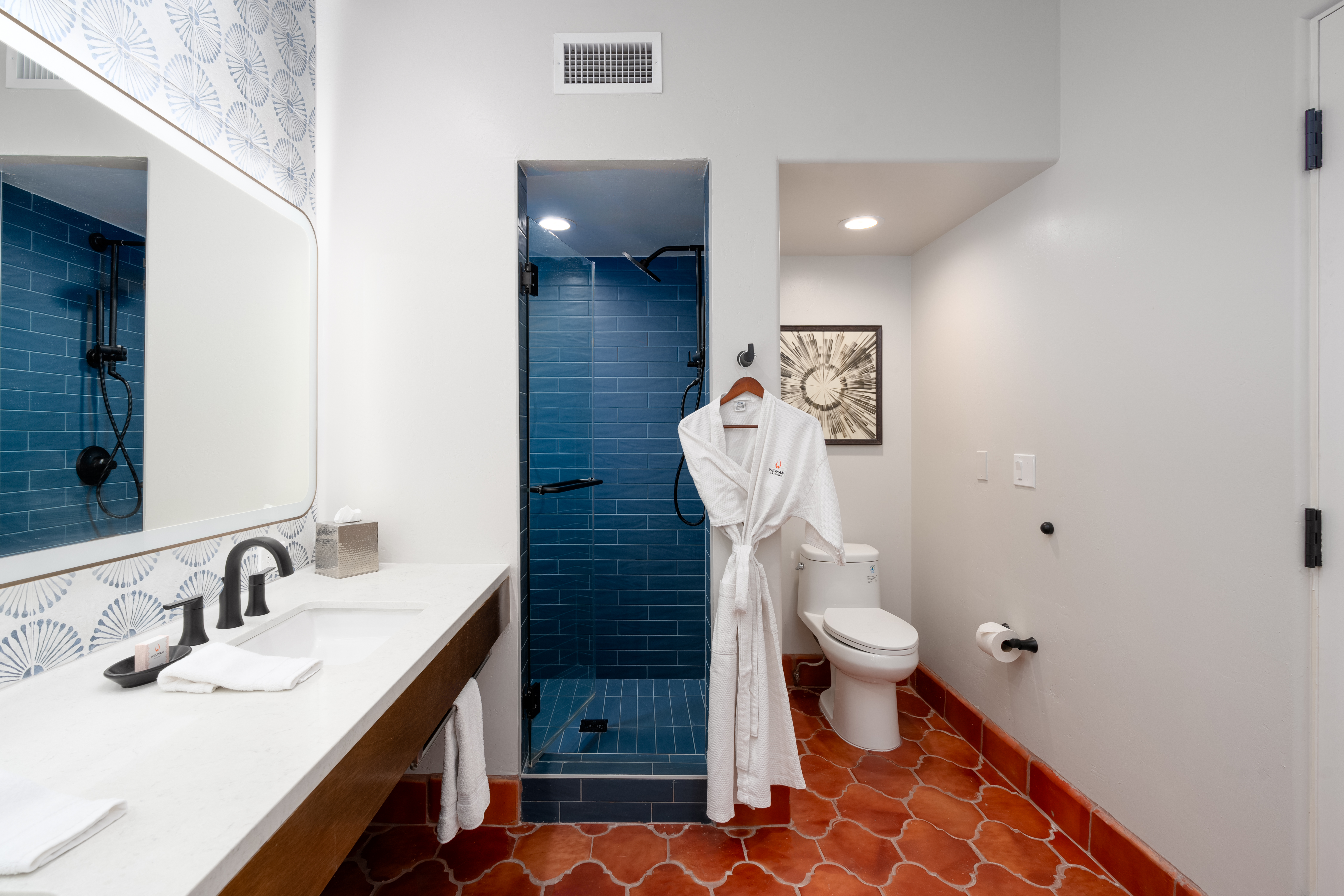 Double Deluxe Two Queen Beds