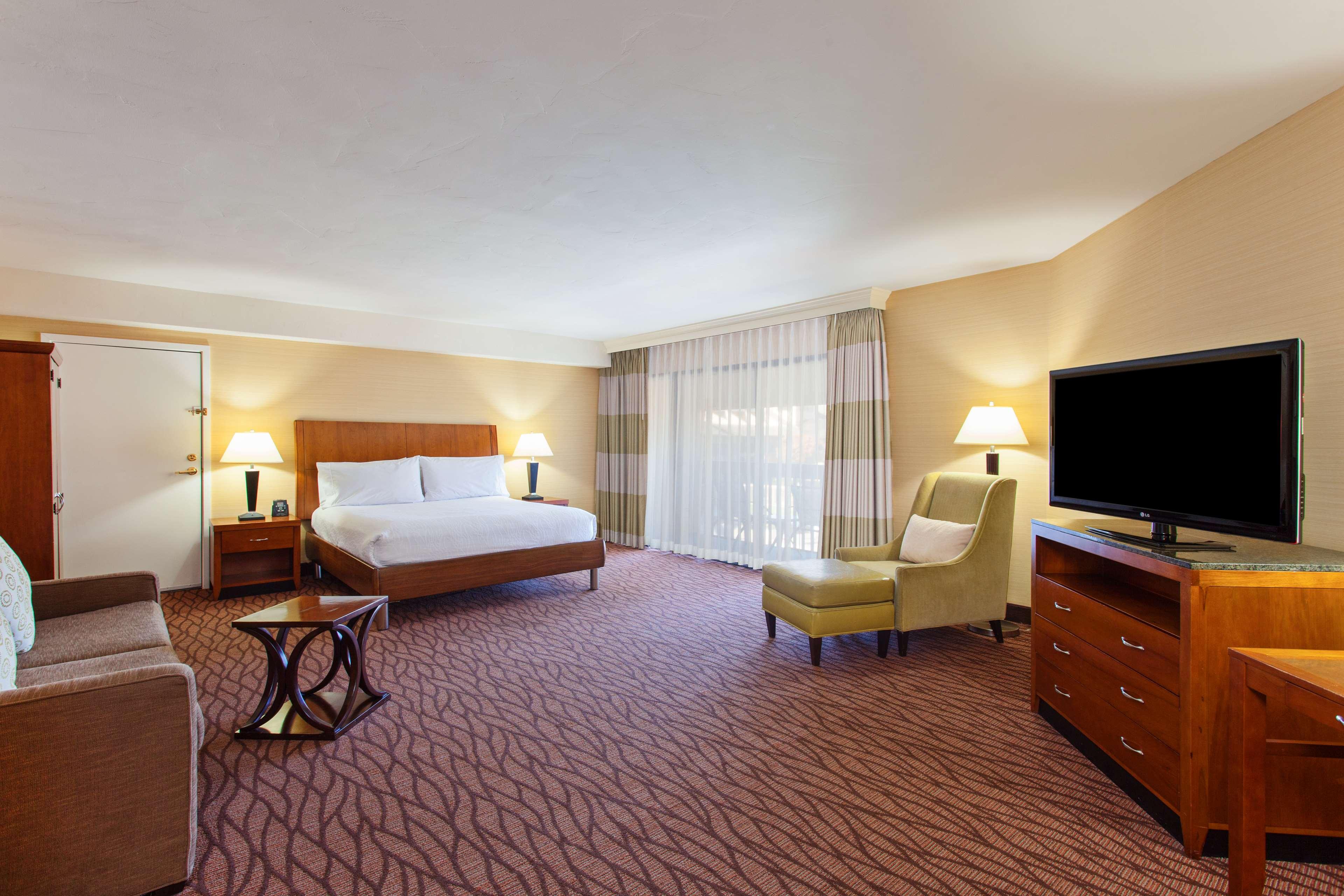 Junior Suite King Size Bed