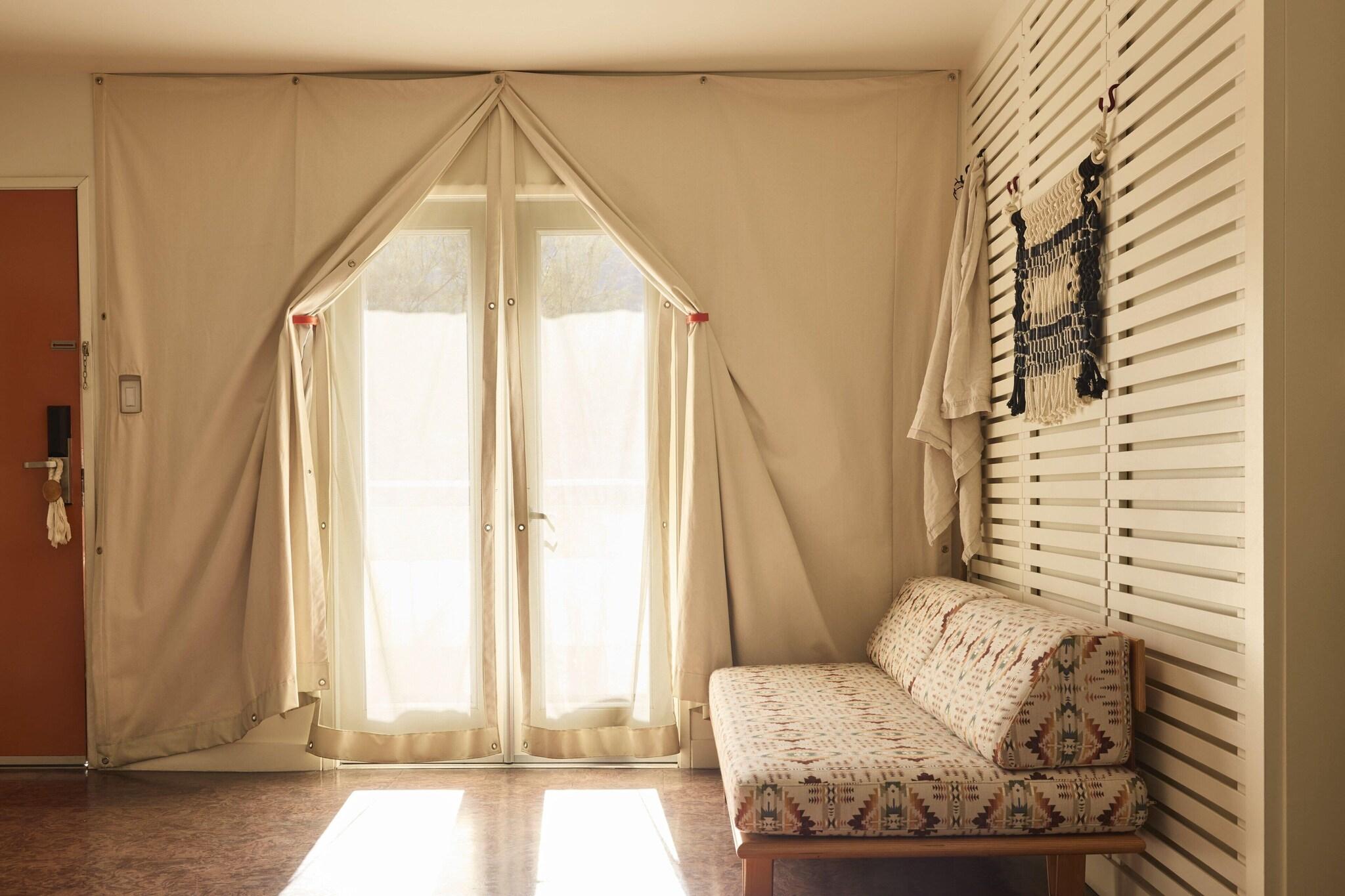 Double Deluxe King Bed