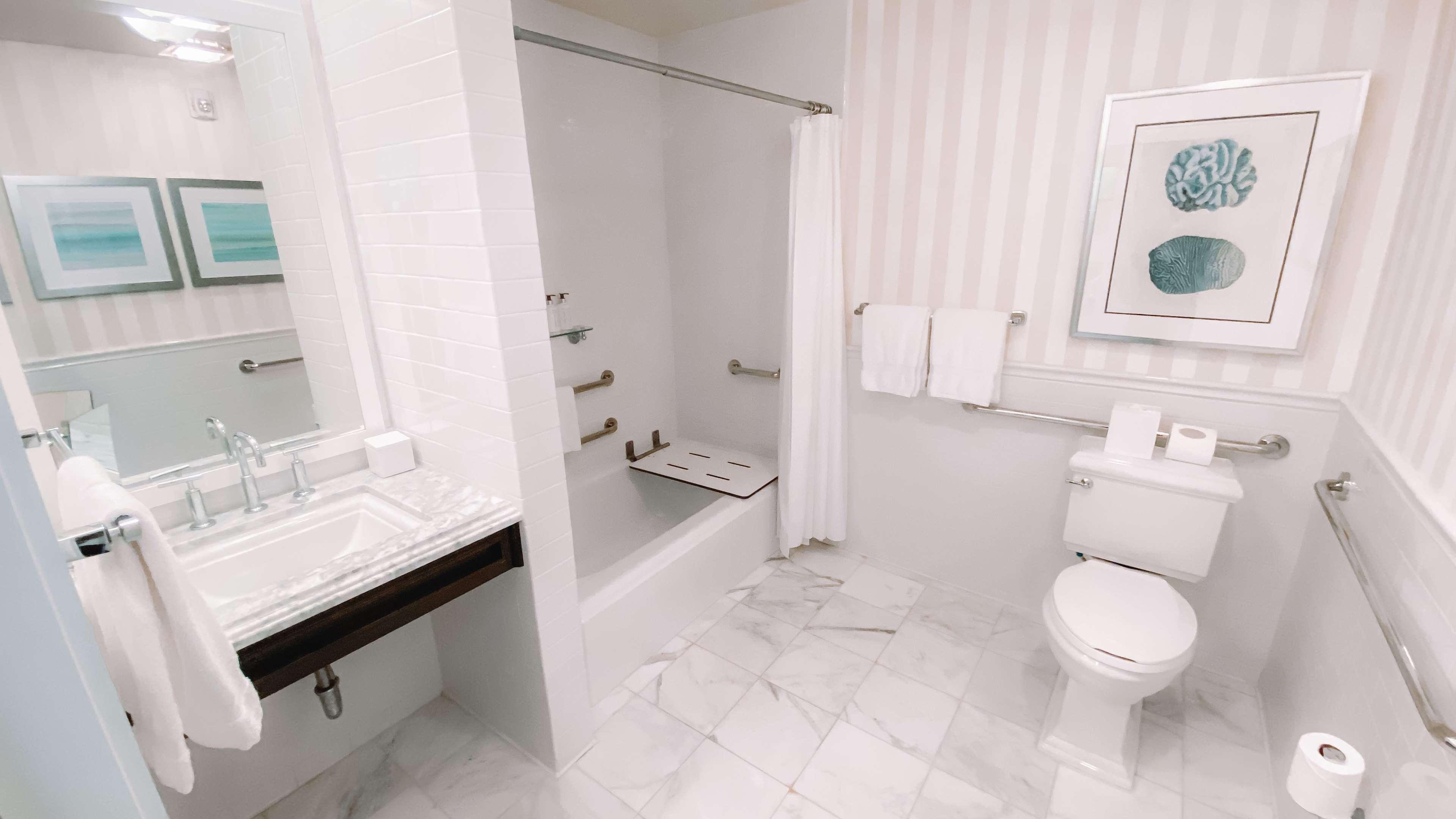 Double Garden View King Bed