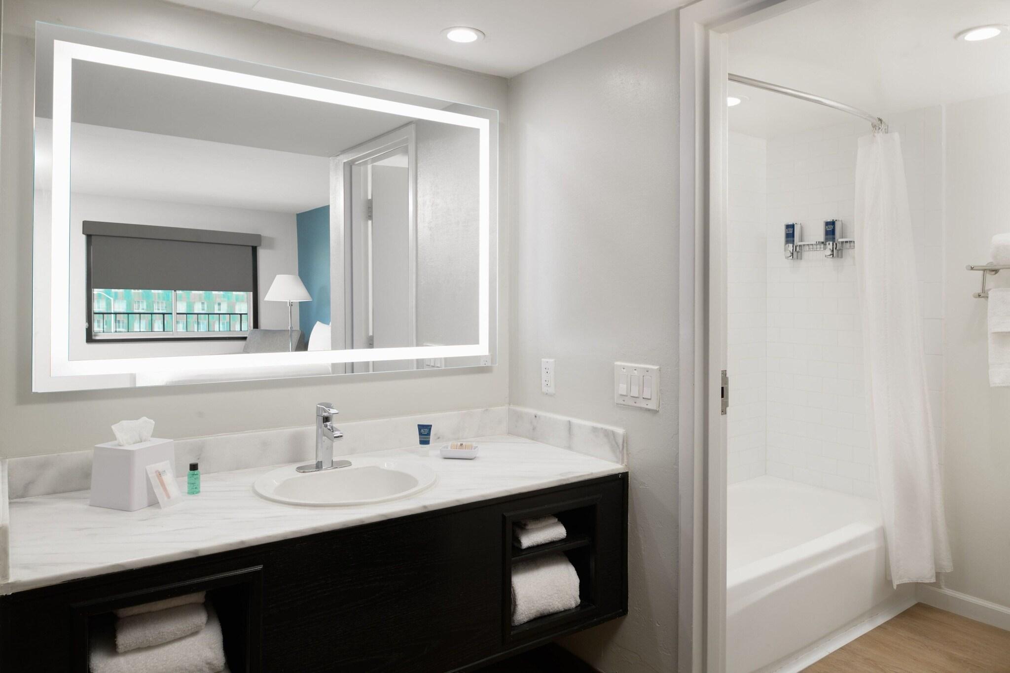 Room Accessible-two Queen Beds