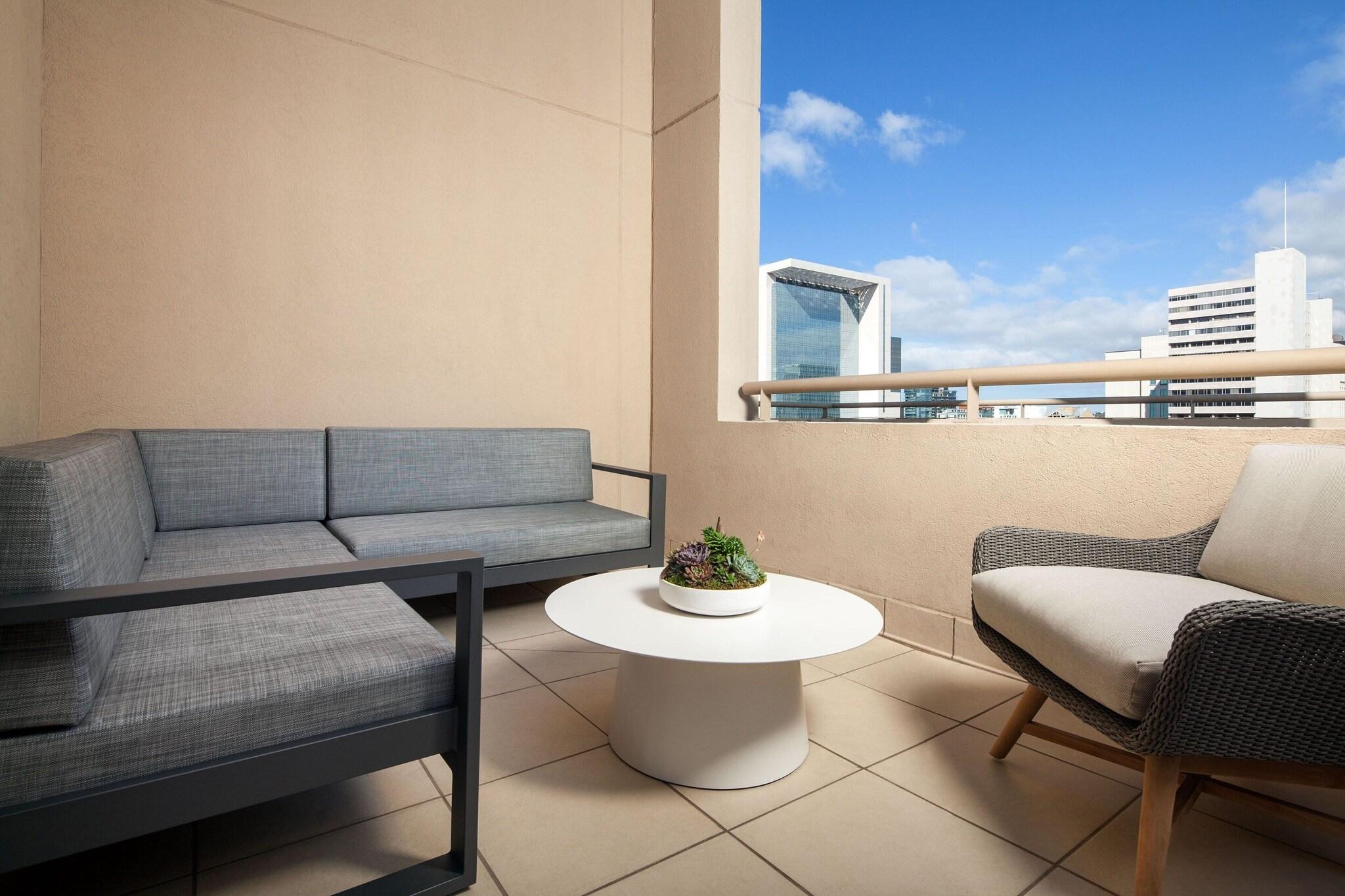 Quadruple Premium City View