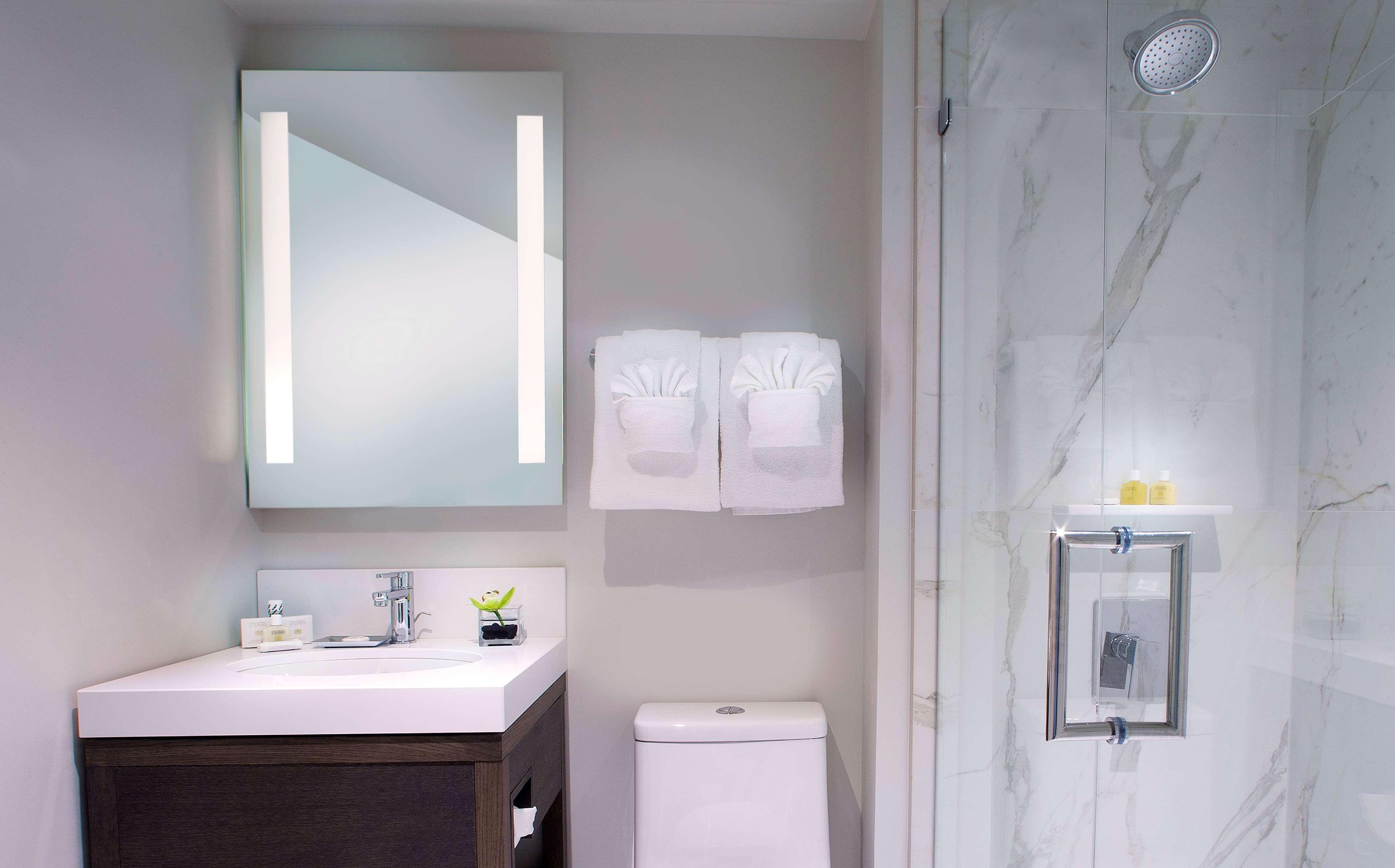 Studio King Size Bed