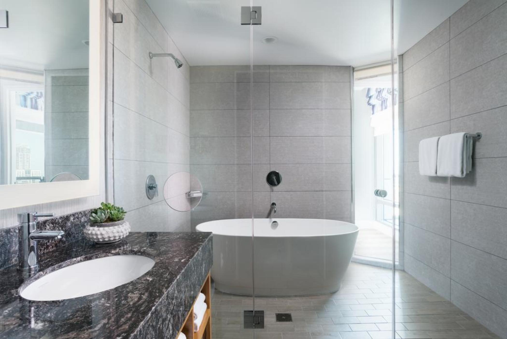 Suite Premier King Bed