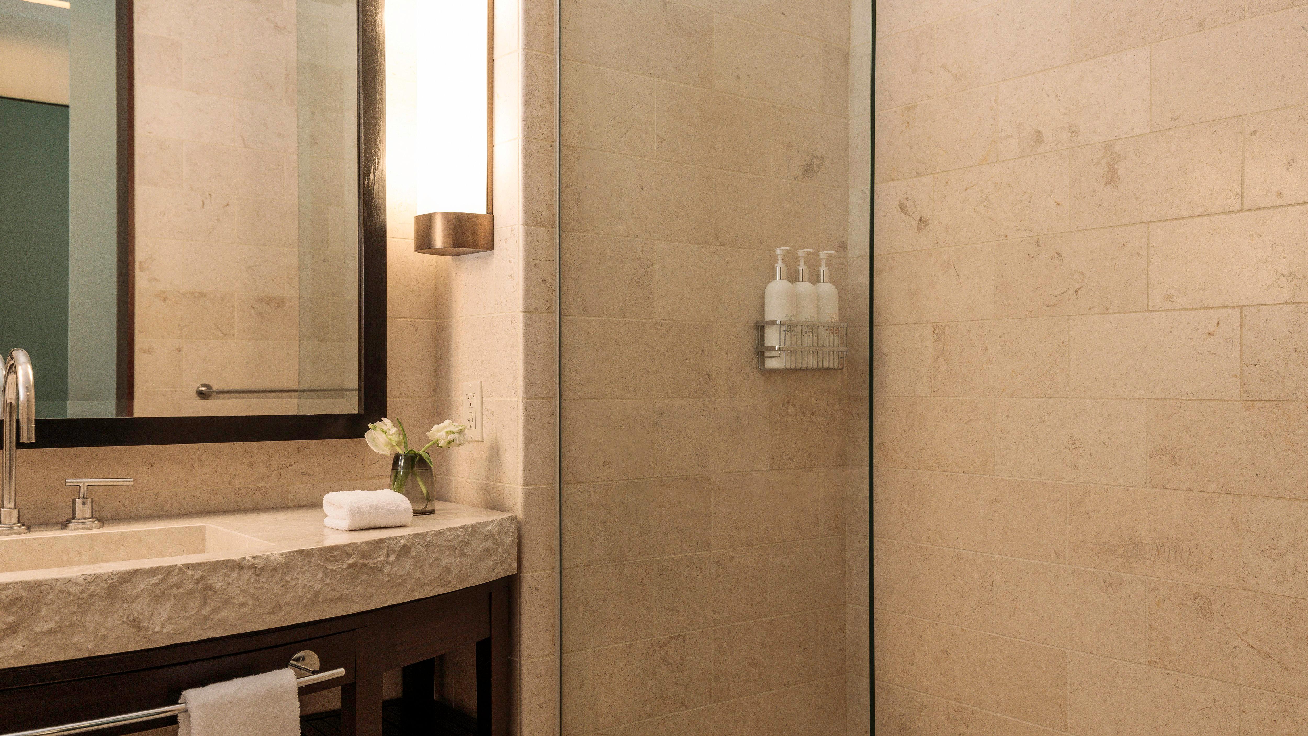 Room Deluxe Two Double Beds