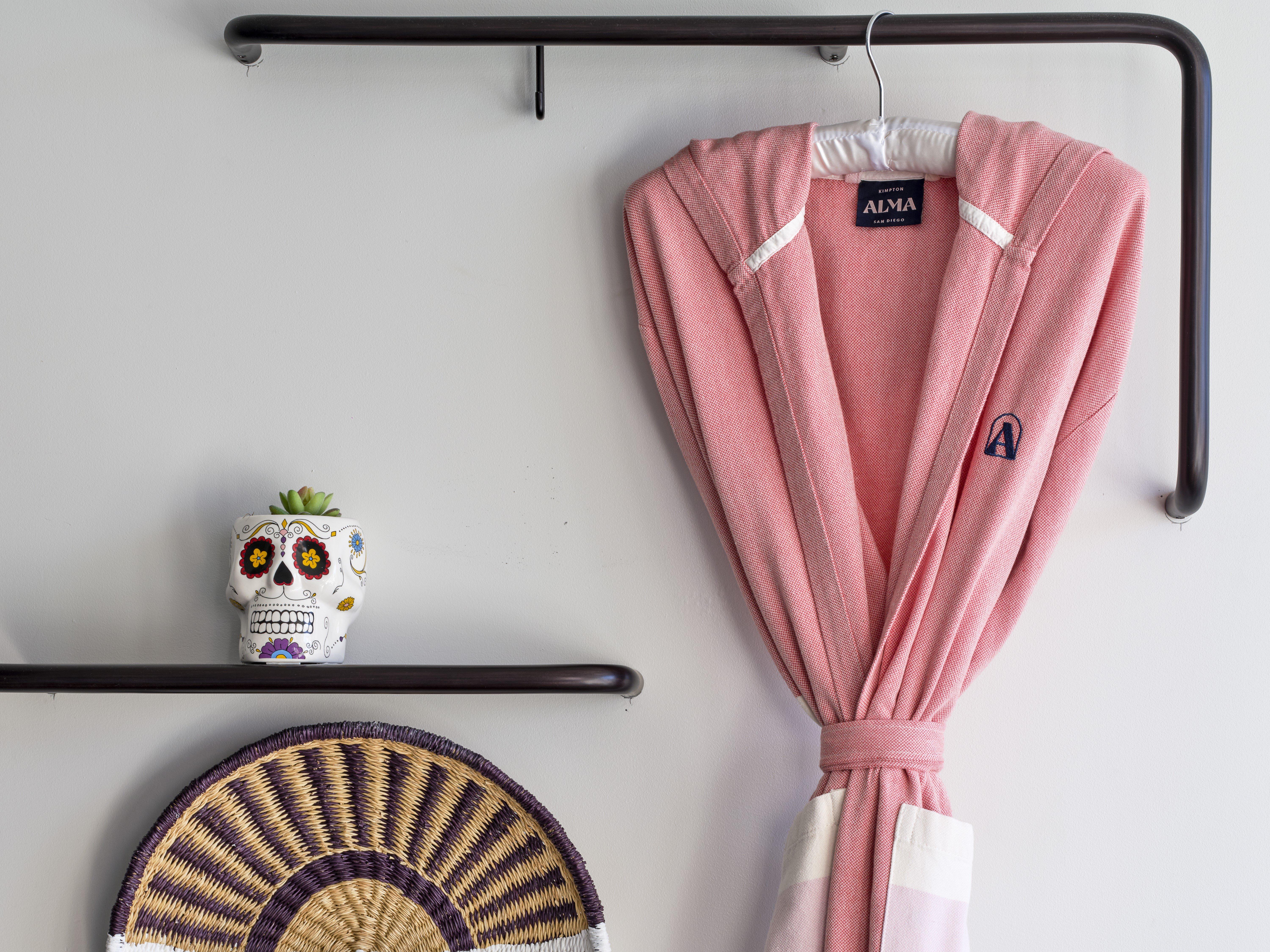 Double Deluxe Queen Bed