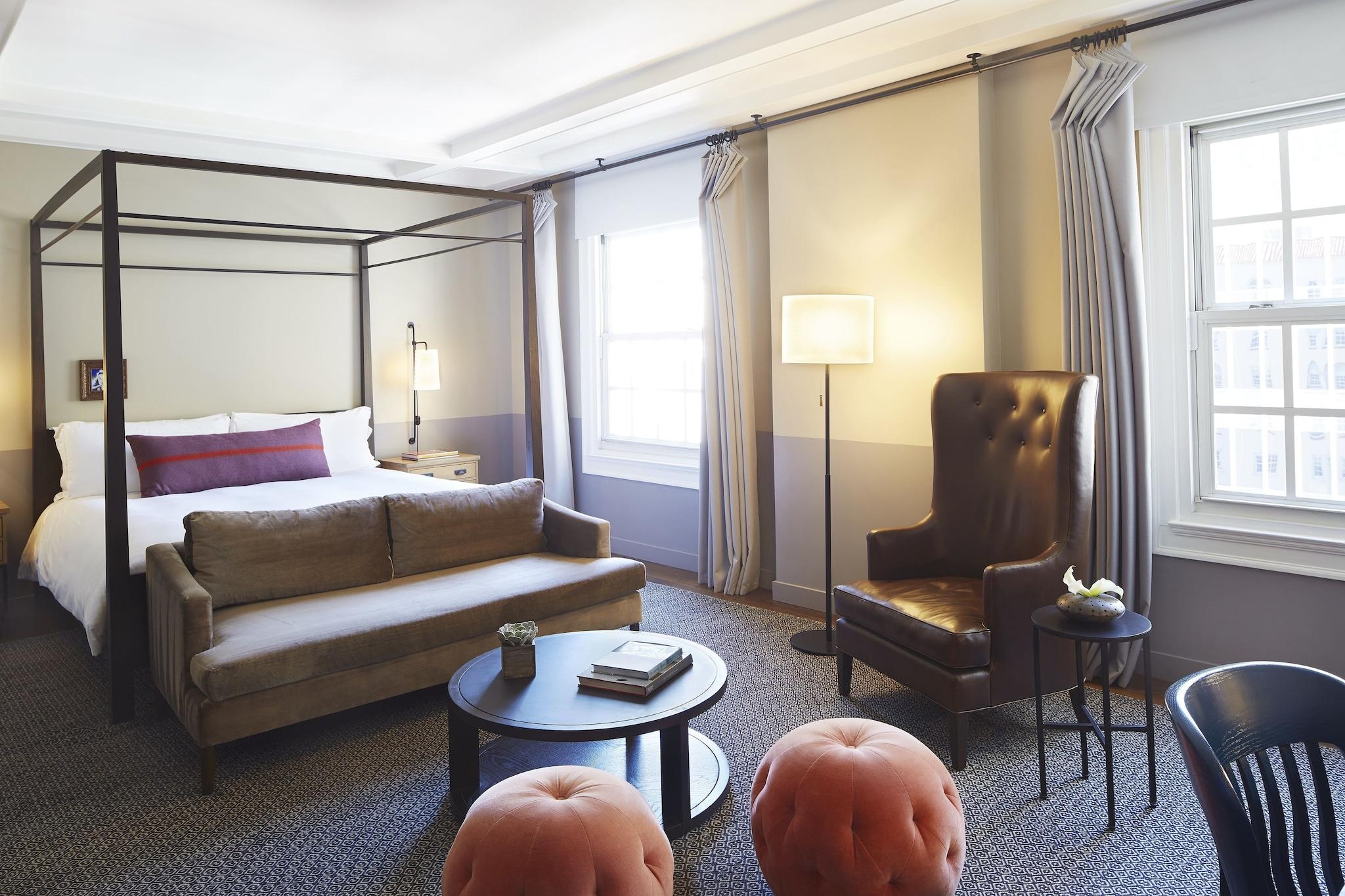 Double Deluxe King Bed