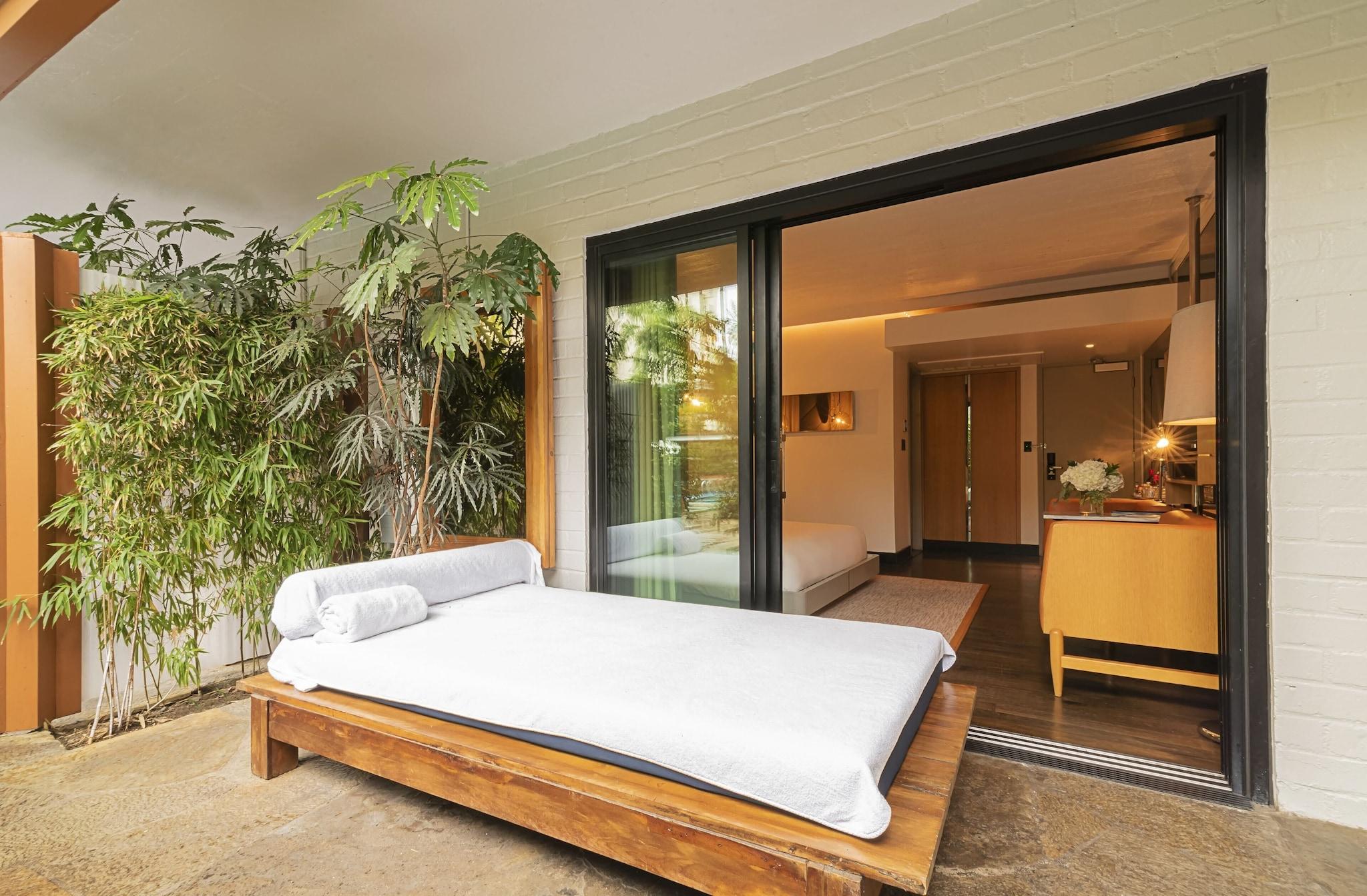 Double King Size Bed