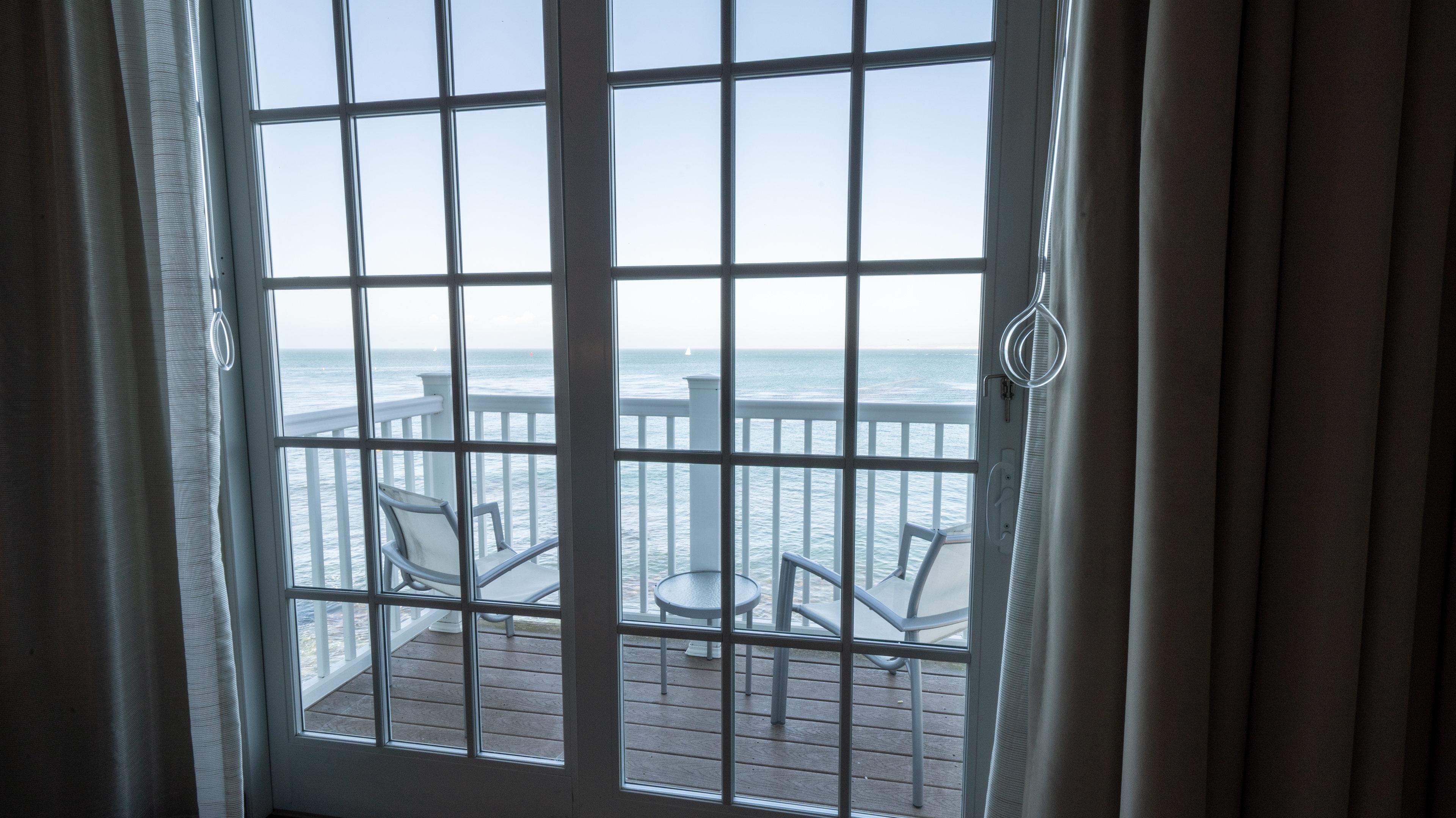 Double Ocean Front with Balcony