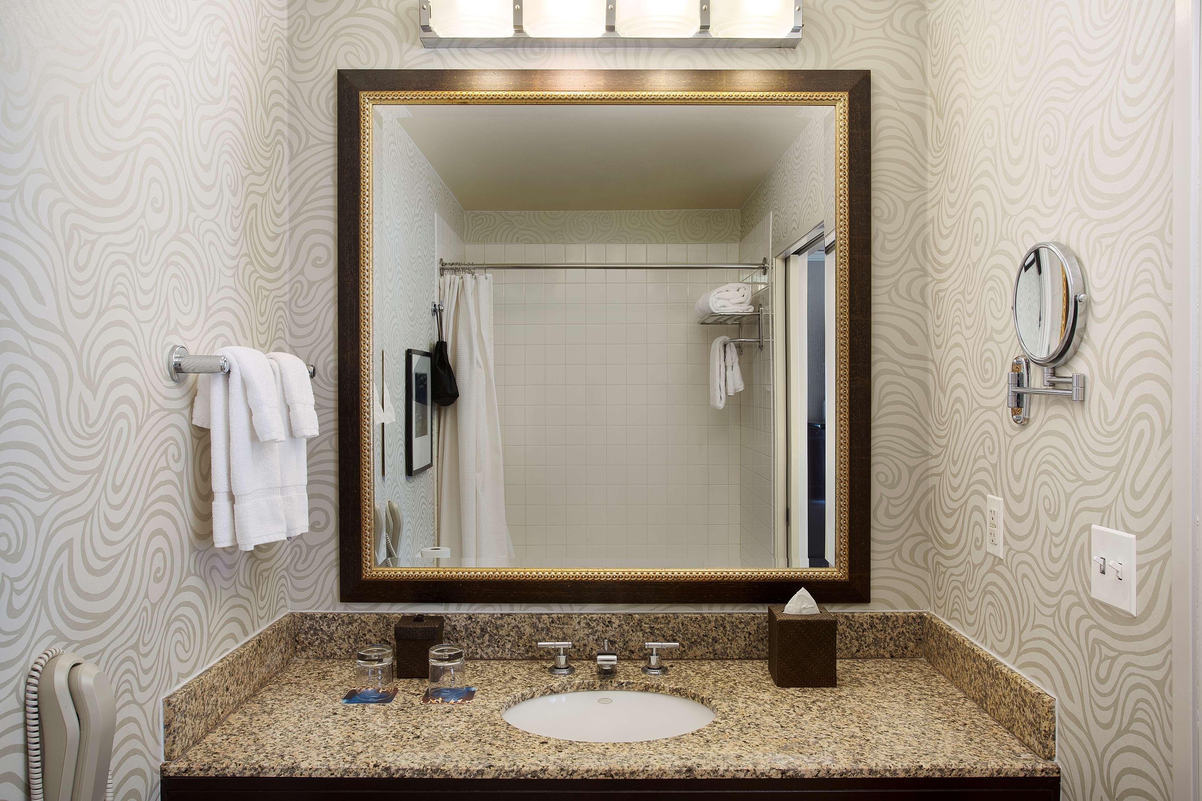 Junior Suite King Size Bed