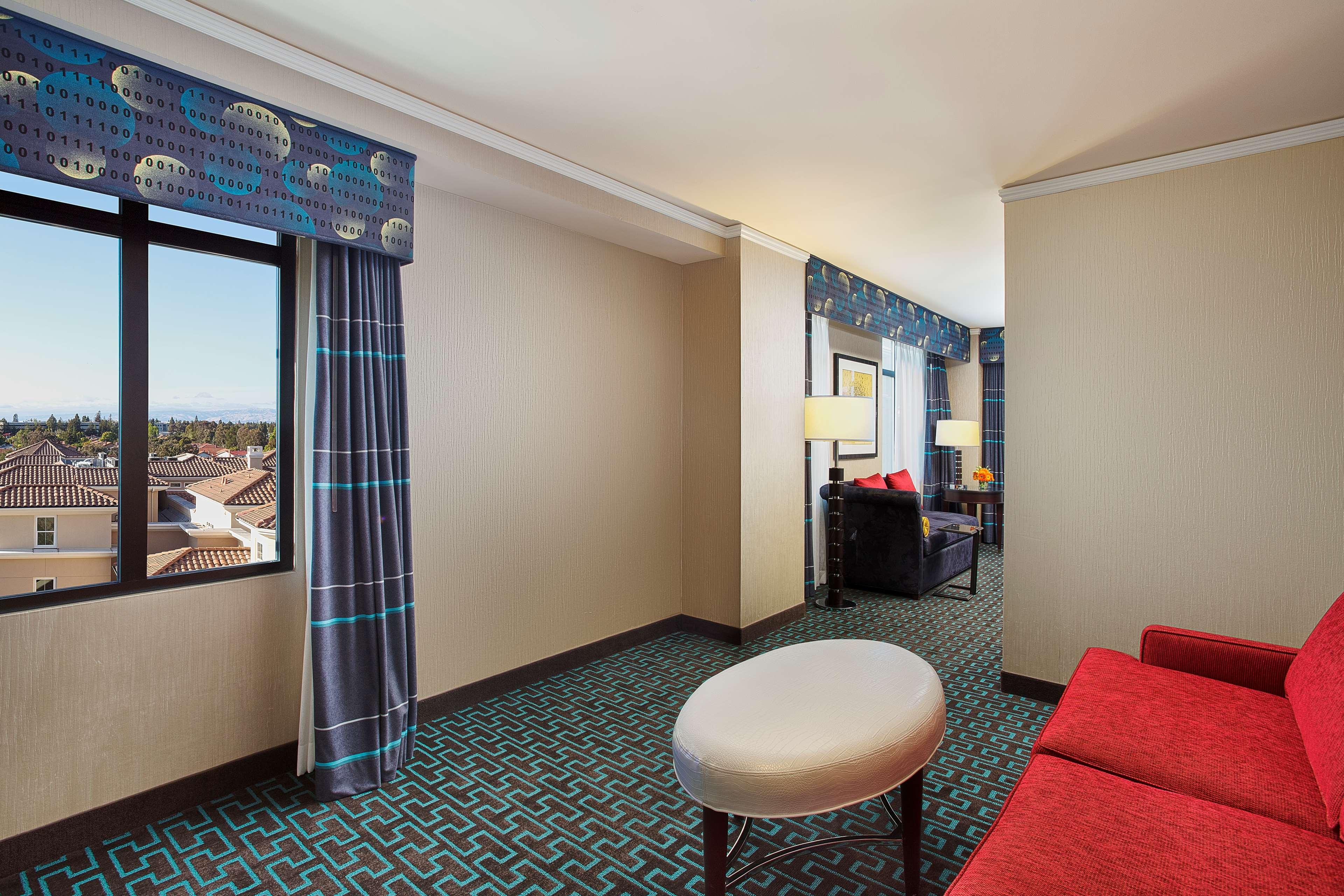 Junior Suite King Size Bed